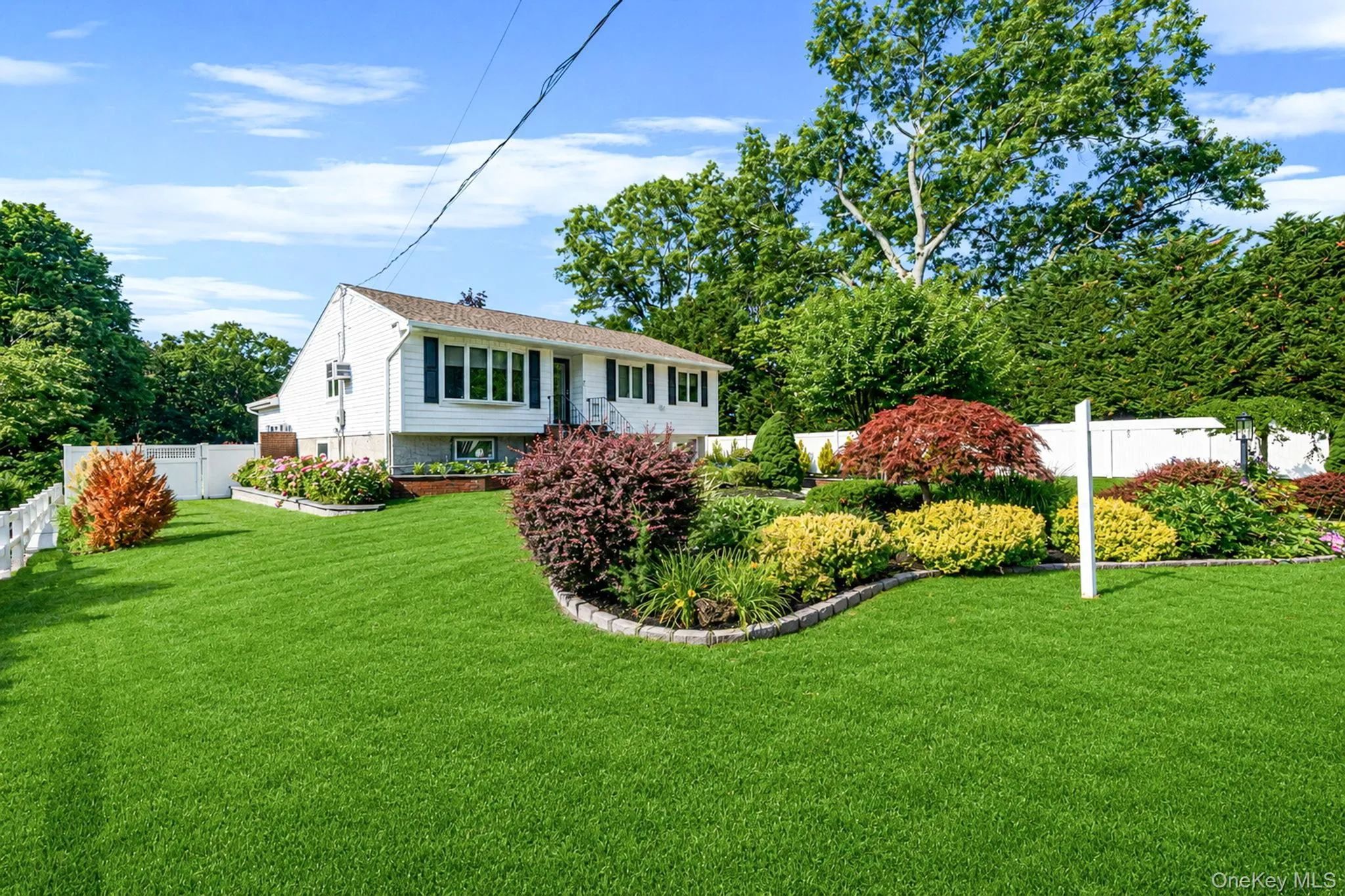 22 Milburn Road, Brookhaven, NY, 4 Bedrooms Bedrooms, 9 Rooms Rooms,2 BathroomsBathrooms,Residential,For Rent,Milburn,0,1025708 22 Milburn Road, Brookhaven, NY, 4 Bedrooms Bedrooms, 9 Rooms Rooms,2 BathroomsBathrooms,Residential,For Rent,Milburn,0,1025708