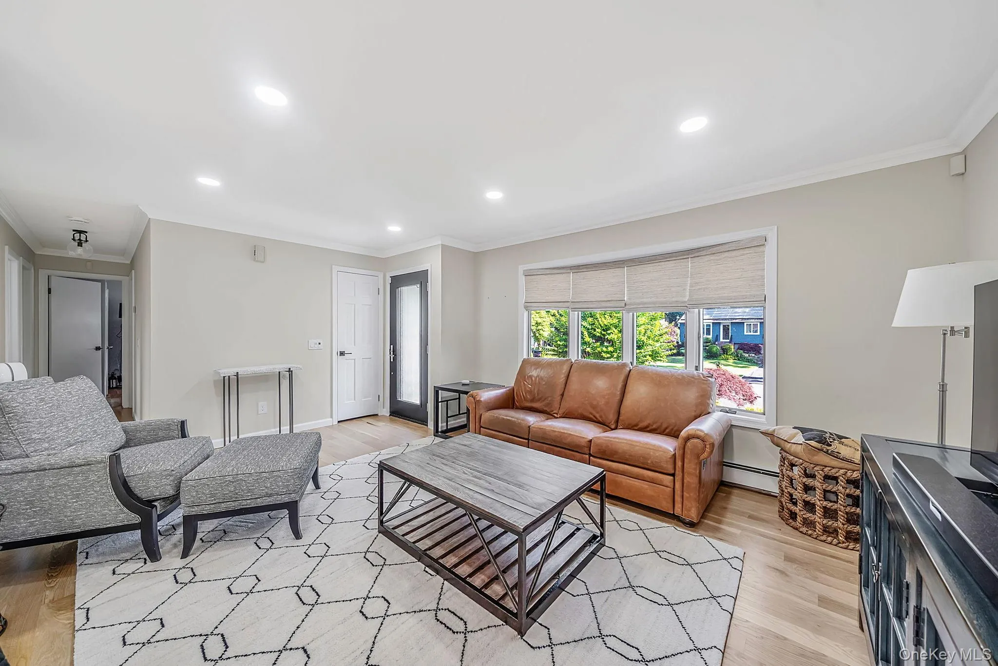 22 Milburn Road, Brookhaven, NY, 4 Bedrooms Bedrooms, 9 Rooms Rooms,2 BathroomsBathrooms,Residential,For Rent,Milburn,0,1025708 22 Milburn Road, Brookhaven, NY, 4 Bedrooms Bedrooms, 9 Rooms Rooms,2 BathroomsBathrooms,Residential,For Rent,Milburn,0,1025708