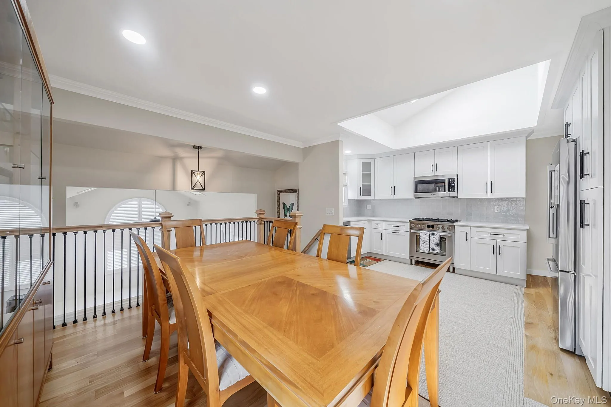 22 Milburn Road, Brookhaven, NY, 4 Bedrooms Bedrooms, 9 Rooms Rooms,2 BathroomsBathrooms,Residential,For Rent,Milburn,0,1025708 22 Milburn Road, Brookhaven, NY, 4 Bedrooms Bedrooms, 9 Rooms Rooms,2 BathroomsBathrooms,Residential,For Rent,Milburn,0,1025708