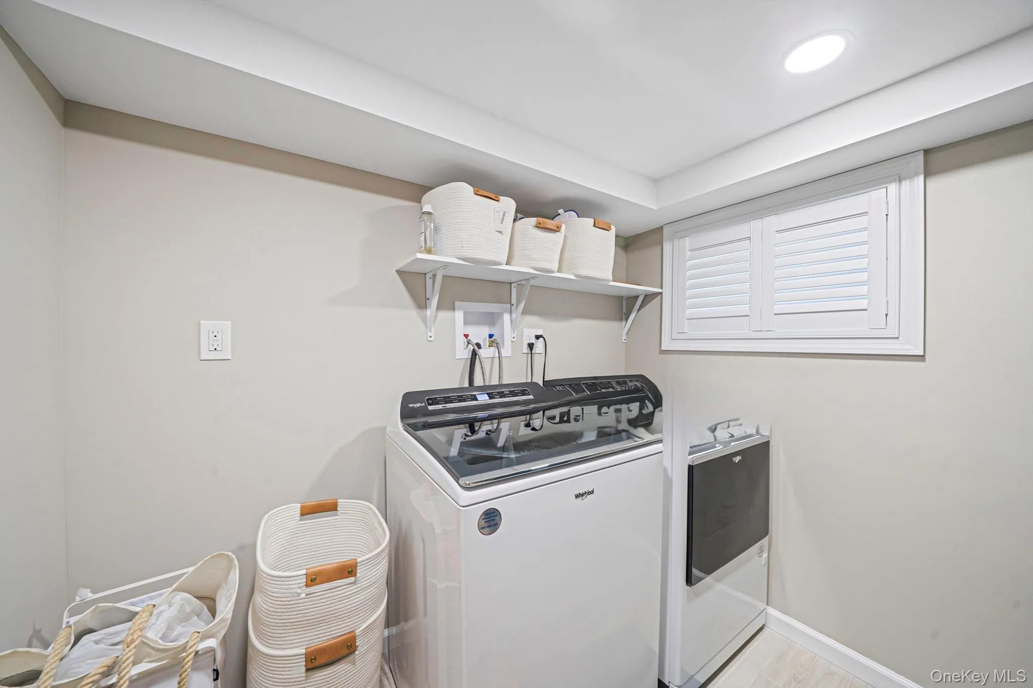 22 Milburn Road, Brookhaven, NY, 4 Bedrooms Bedrooms, 9 Rooms Rooms,2 BathroomsBathrooms,Residential,For Rent,Milburn,0,1025708 22 Milburn Road, Brookhaven, NY, 4 Bedrooms Bedrooms, 9 Rooms Rooms,2 BathroomsBathrooms,Residential,For Rent,Milburn,0,1025708