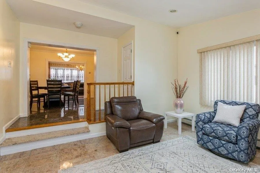 44 Jayson Avenue, North Hempstead, NY, 3 Bedrooms Bedrooms, 8 Rooms Rooms,2 BathroomsBathrooms,Residential,For Rent,Jayson,0,1025710 44 Jayson Avenue, North Hempstead, NY, 3 Bedrooms Bedrooms, 8 Rooms Rooms,2 BathroomsBathrooms,Residential,For Rent,Jayson,0,1025710