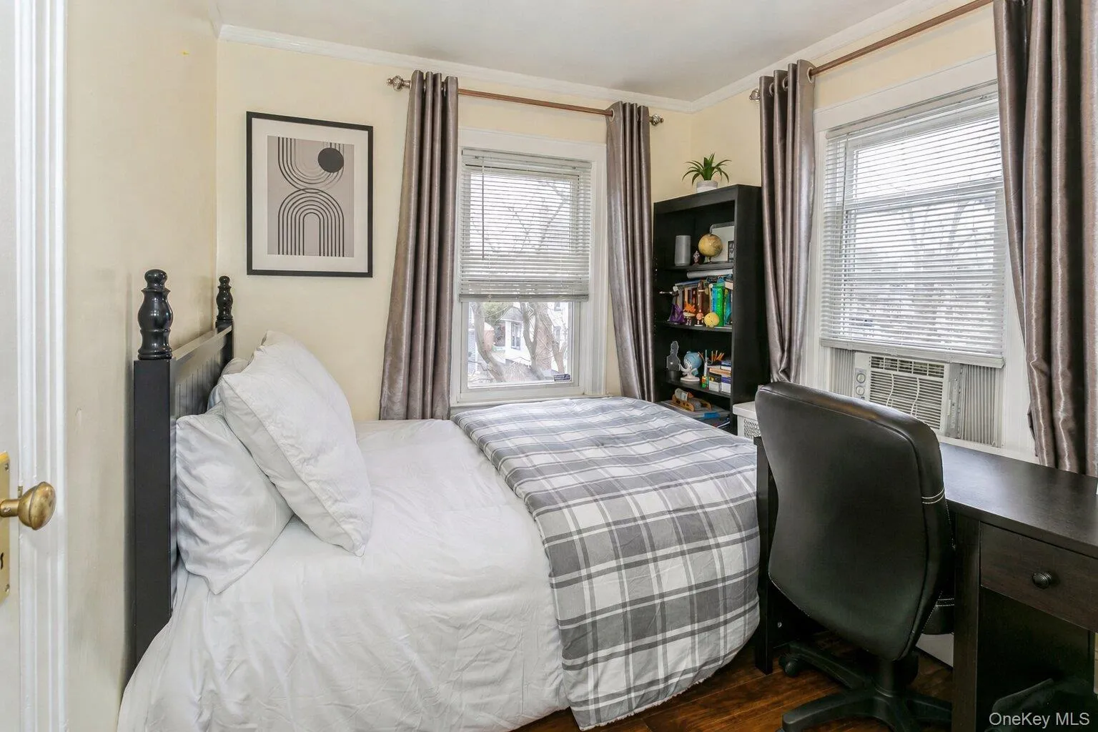 44 Jayson Avenue, North Hempstead, NY, 3 Bedrooms Bedrooms, 8 Rooms Rooms,2 BathroomsBathrooms,Residential,For Rent,Jayson,0,1025710 44 Jayson Avenue, North Hempstead, NY, 3 Bedrooms Bedrooms, 8 Rooms Rooms,2 BathroomsBathrooms,Residential,For Rent,Jayson,0,1025710