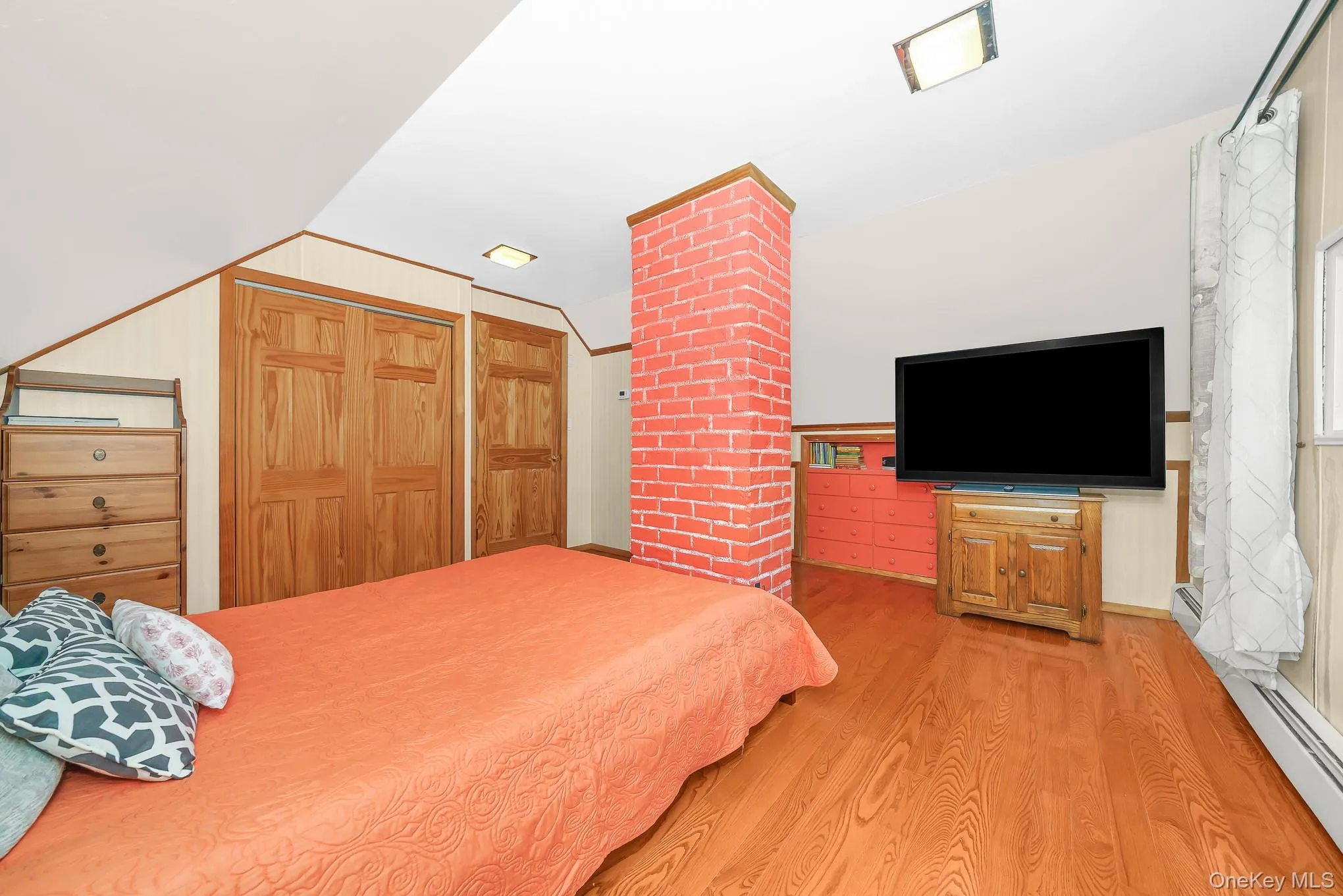 46 Elves Lane, Hempstead, NY, 3 Bedrooms Bedrooms, 9 Rooms Rooms,2 BathroomsBathrooms,Residential,For Rent,Elves,0,1025716 46 Elves Lane, Hempstead, NY, 3 Bedrooms Bedrooms, 9 Rooms Rooms,2 BathroomsBathrooms,Residential,For Rent,Elves,0,1025716