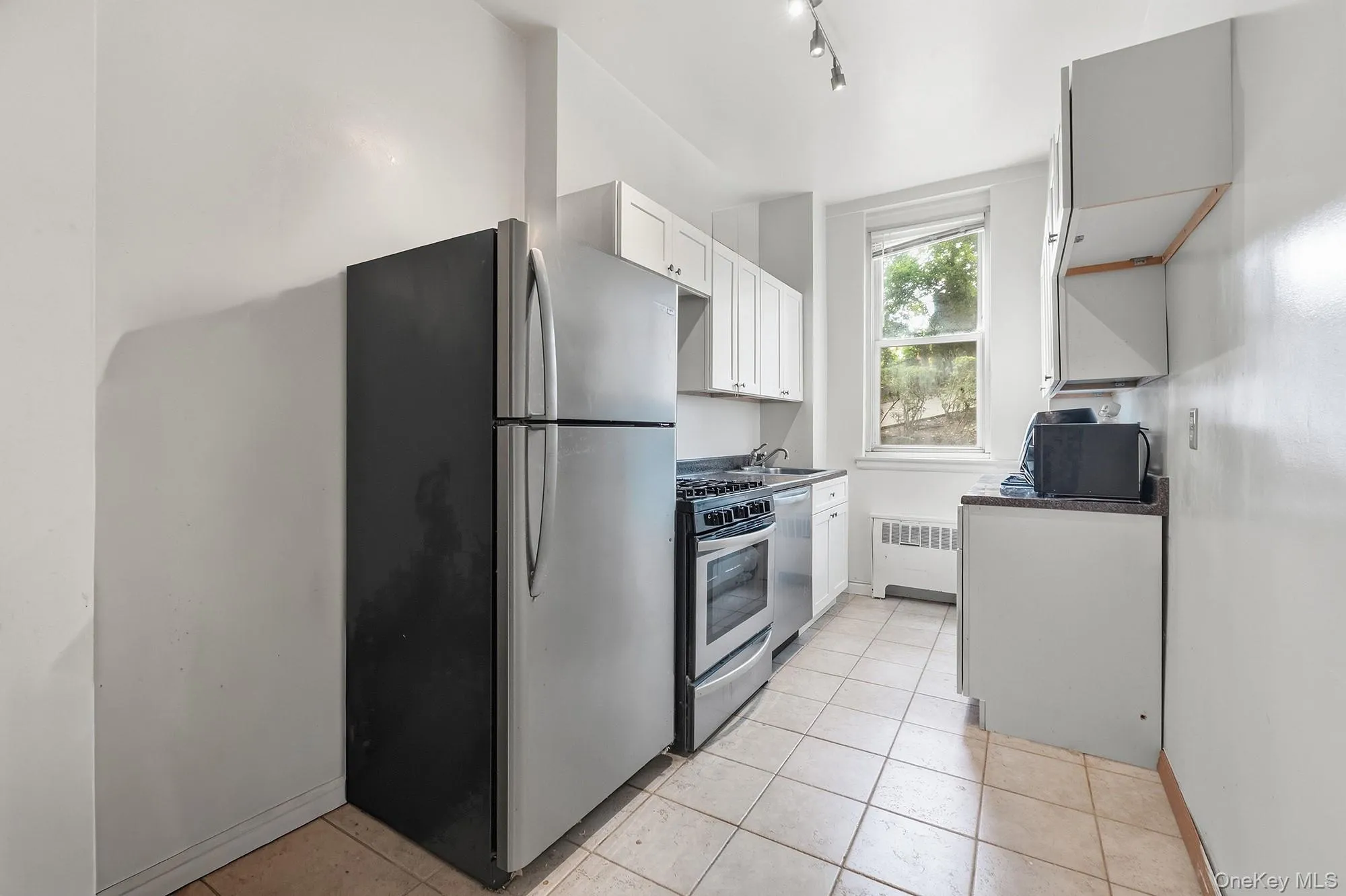 55 Knolls Crescent, New York, NY, 2 Bedrooms Bedrooms, 4 Rooms Rooms,1 BathroomBathrooms,Residential,For Rent,Knolls,0,1025717 55 Knolls Crescent, New York, NY, 2 Bedrooms Bedrooms, 4 Rooms Rooms,1 BathroomBathrooms,Residential,For Rent,Knolls,0,1025717