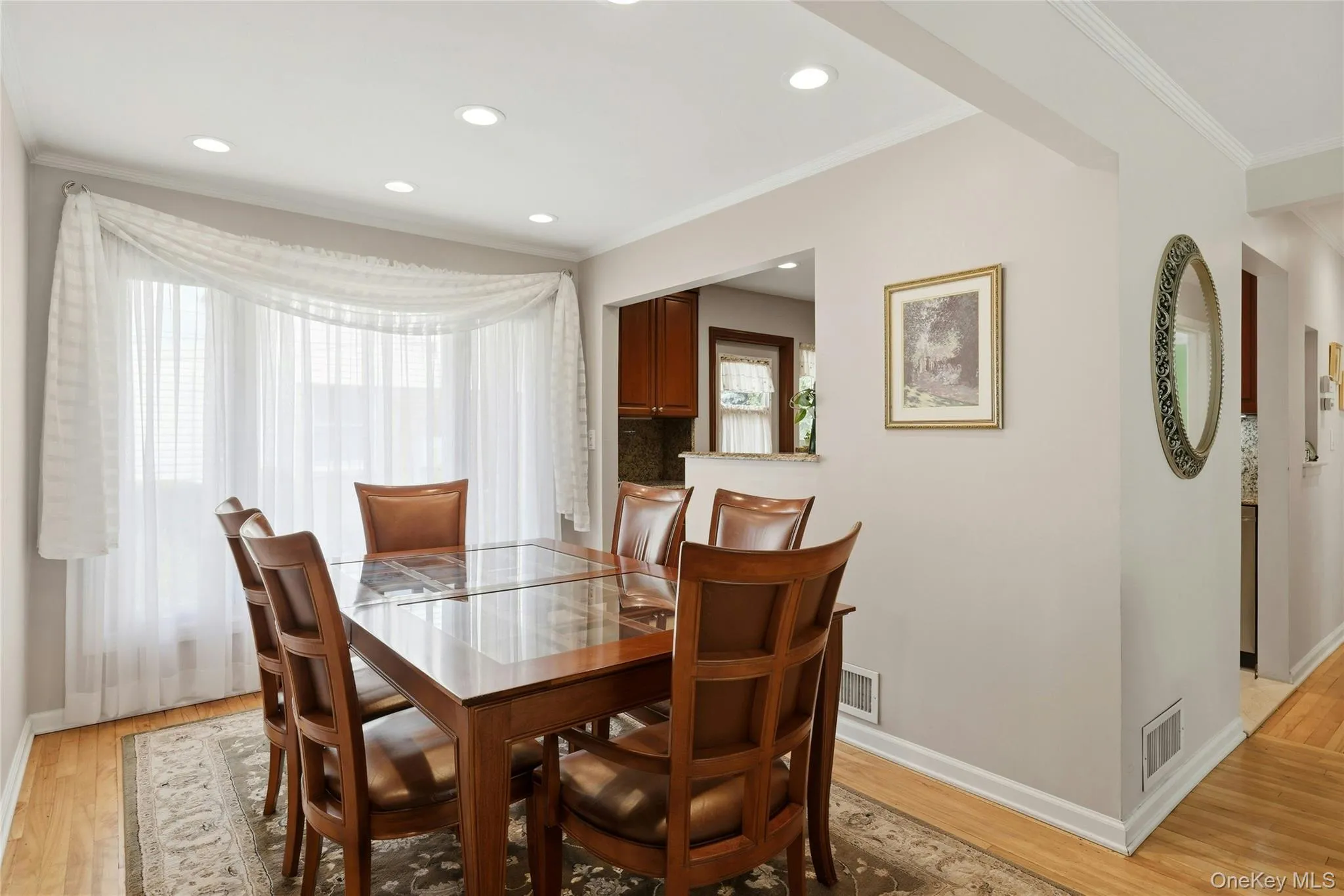 70 Birchwood Drive, North Hempstead, NY, 4 Bedrooms Bedrooms, 8 Rooms Rooms,2 BathroomsBathrooms,Residential,For Rent,Birchwood,0,1025720 70 Birchwood Drive, North Hempstead, NY, 4 Bedrooms Bedrooms, 8 Rooms Rooms,2 BathroomsBathrooms,Residential,For Rent,Birchwood,0,1025720