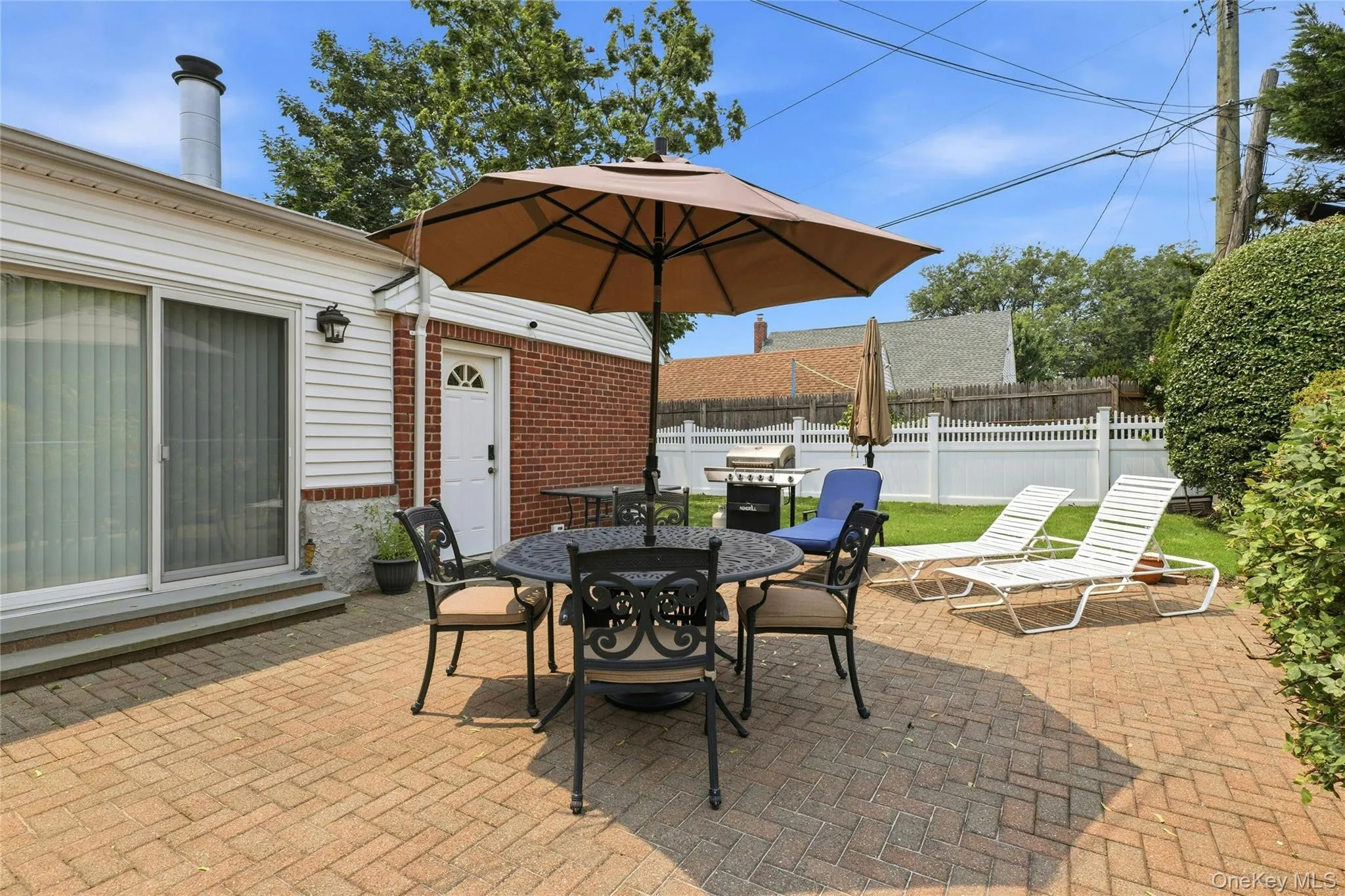 70 Birchwood Drive, North Hempstead, NY, 4 Bedrooms Bedrooms, 8 Rooms Rooms,2 BathroomsBathrooms,Residential,For Rent,Birchwood,0,1025720 70 Birchwood Drive, North Hempstead, NY, 4 Bedrooms Bedrooms, 8 Rooms Rooms,2 BathroomsBathrooms,Residential,For Rent,Birchwood,0,1025720