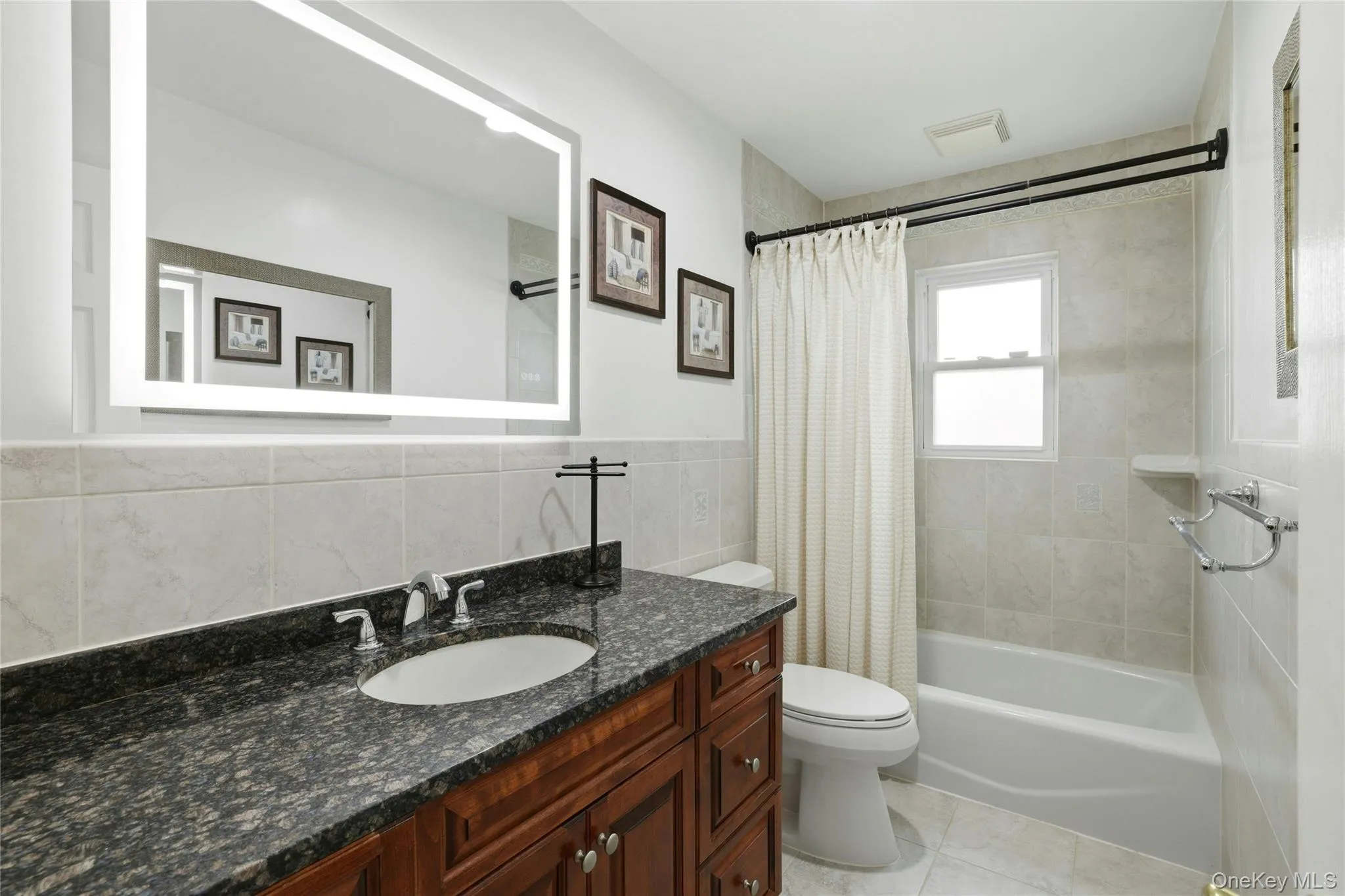 70 Birchwood Drive, North Hempstead, NY, 4 Bedrooms Bedrooms, 8 Rooms Rooms,2 BathroomsBathrooms,Residential,For Rent,Birchwood,0,1025720 70 Birchwood Drive, North Hempstead, NY, 4 Bedrooms Bedrooms, 8 Rooms Rooms,2 BathroomsBathrooms,Residential,For Rent,Birchwood,0,1025720