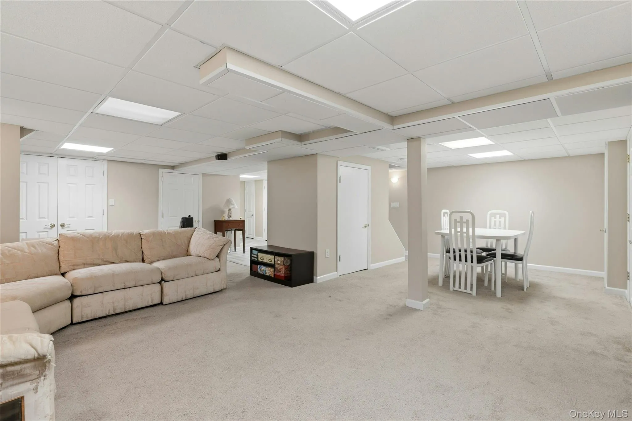 70 Birchwood Drive, North Hempstead, NY, 4 Bedrooms Bedrooms, 8 Rooms Rooms,2 BathroomsBathrooms,Residential,For Rent,Birchwood,0,1025720 70 Birchwood Drive, North Hempstead, NY, 4 Bedrooms Bedrooms, 8 Rooms Rooms,2 BathroomsBathrooms,Residential,For Rent,Birchwood,0,1025720