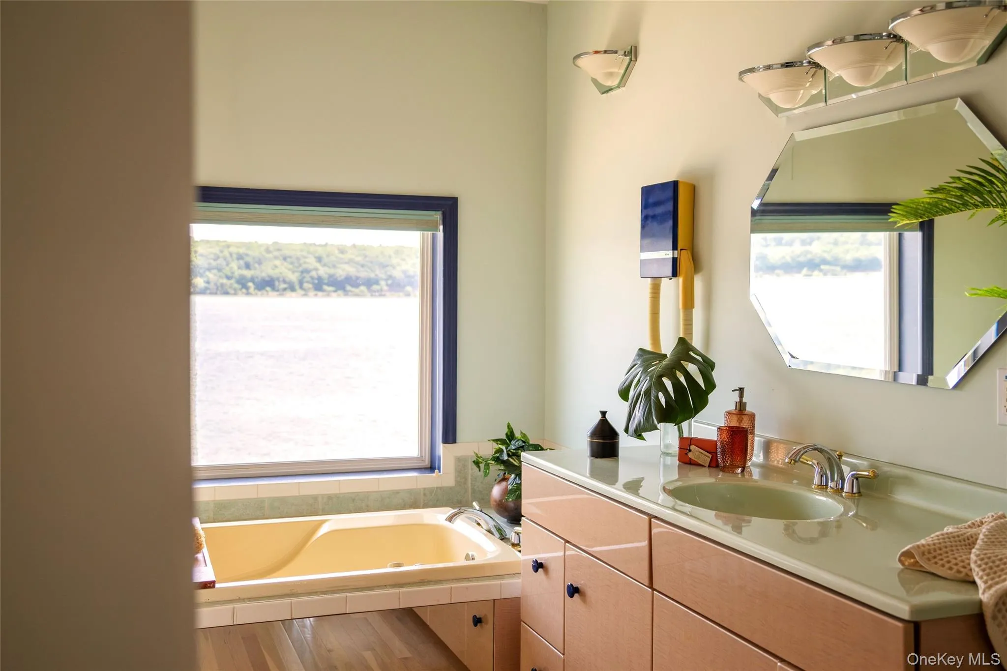 63 River Road, Saugerties, NY, 2 Bedrooms Bedrooms, 6 Rooms Rooms,2 BathroomsBathrooms,Residential,For Rent,River,0,1025721 63 River Road, Saugerties, NY, 2 Bedrooms Bedrooms, 6 Rooms Rooms,2 BathroomsBathrooms,Residential,For Rent,River,0,1025721