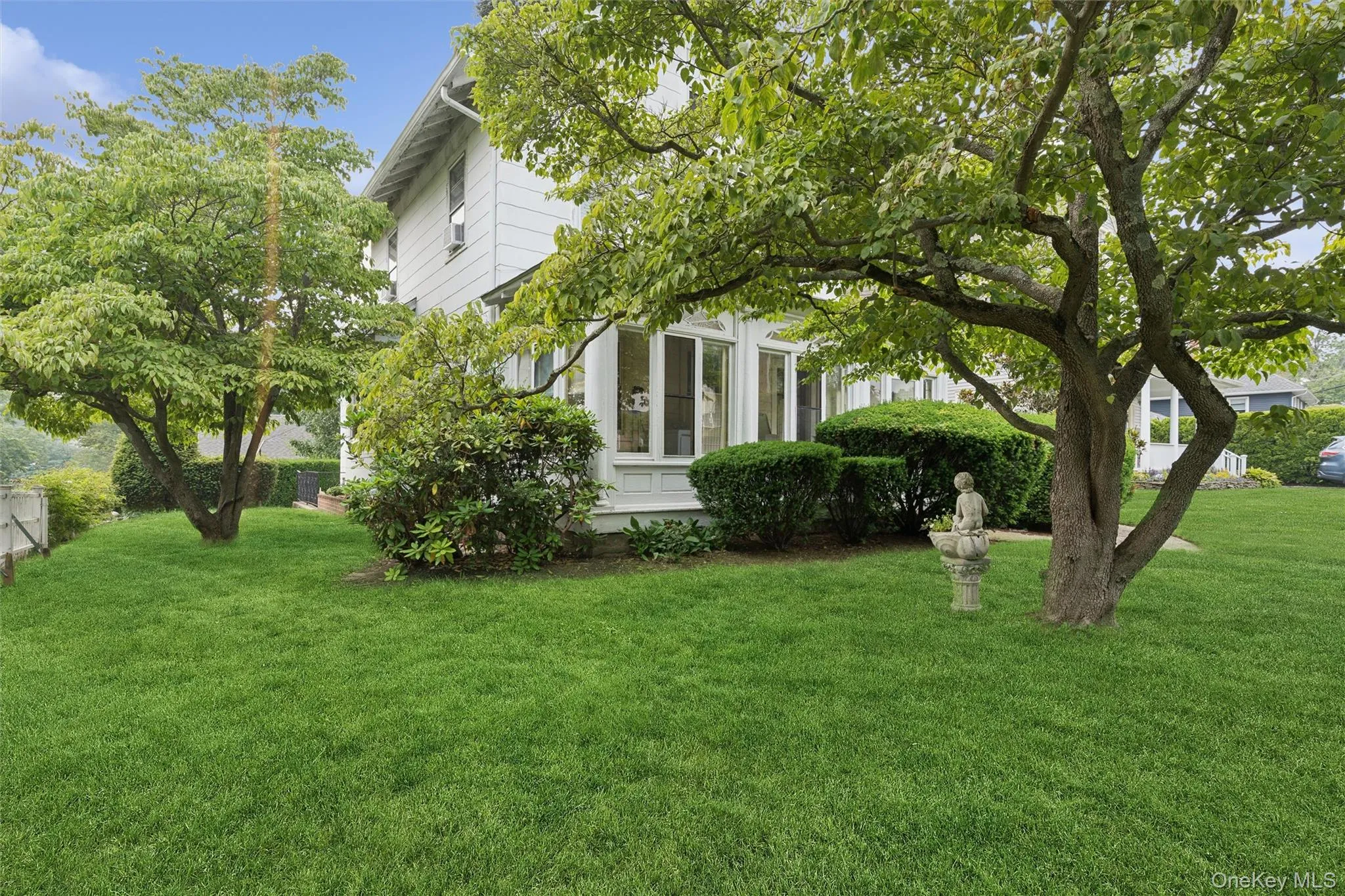 49 Clinton Avenue, Huntington, NY, 4 Bedrooms Bedrooms, 9 Rooms Rooms,2 BathroomsBathrooms,Residential,For Rent,Clinton,0,1025724 49 Clinton Avenue, Huntington, NY, 4 Bedrooms Bedrooms, 9 Rooms Rooms,2 BathroomsBathrooms,Residential,For Rent,Clinton,0,1025724