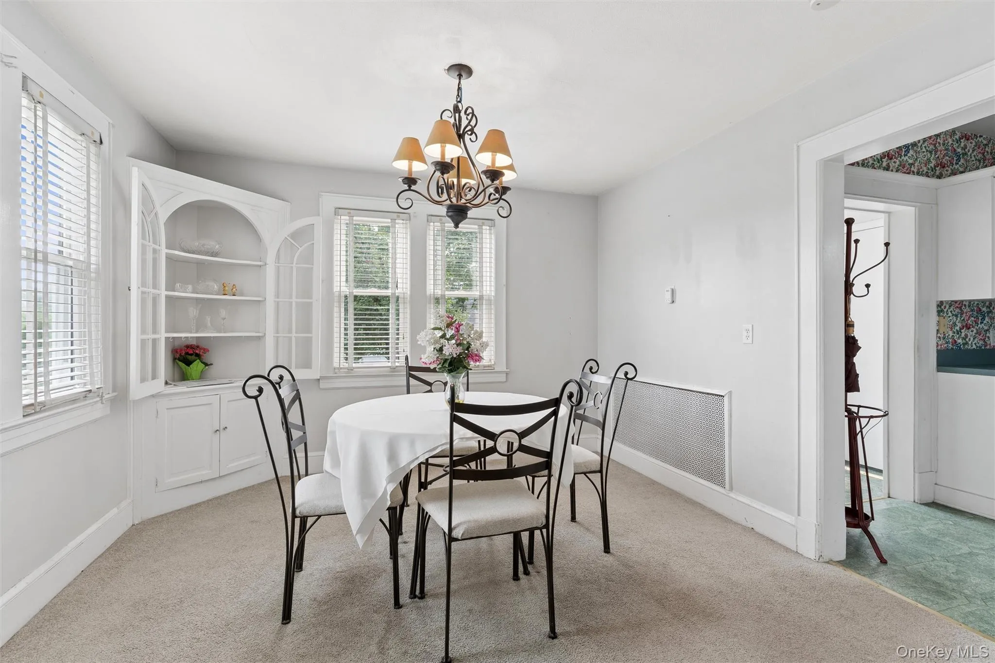 49 Clinton Avenue, Huntington, NY, 4 Bedrooms Bedrooms, 9 Rooms Rooms,2 BathroomsBathrooms,Residential,For Rent,Clinton,0,1025724 49 Clinton Avenue, Huntington, NY, 4 Bedrooms Bedrooms, 9 Rooms Rooms,2 BathroomsBathrooms,Residential,For Rent,Clinton,0,1025724