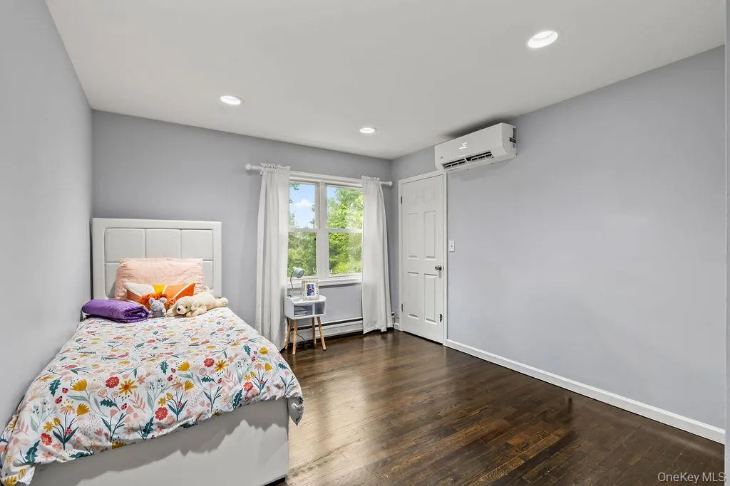 499 Orangeburg Road, Orangetown, NY, 4 Bedrooms Bedrooms, 10 Rooms Rooms,3 BathroomsBathrooms,Residential,For Rent,Orangeburg,0,1025730 499 Orangeburg Road, Orangetown, NY, 4 Bedrooms Bedrooms, 10 Rooms Rooms,3 BathroomsBathrooms,Residential,For Rent,Orangeburg,0,1025730