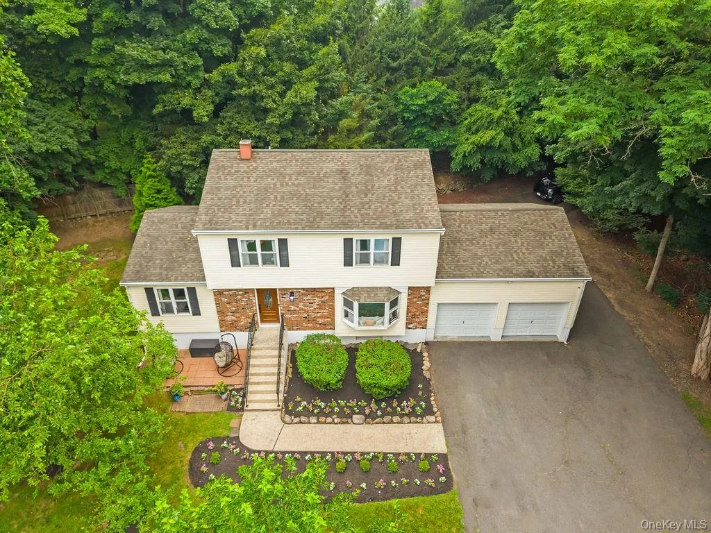 499 Orangeburg Road, Orangetown, NY, 4 Bedrooms Bedrooms, 10 Rooms Rooms,3 BathroomsBathrooms,Residential,For Rent,Orangeburg,0,1025730 499 Orangeburg Road, Orangetown, NY, 4 Bedrooms Bedrooms, 10 Rooms Rooms,3 BathroomsBathrooms,Residential,For Rent,Orangeburg,0,1025730