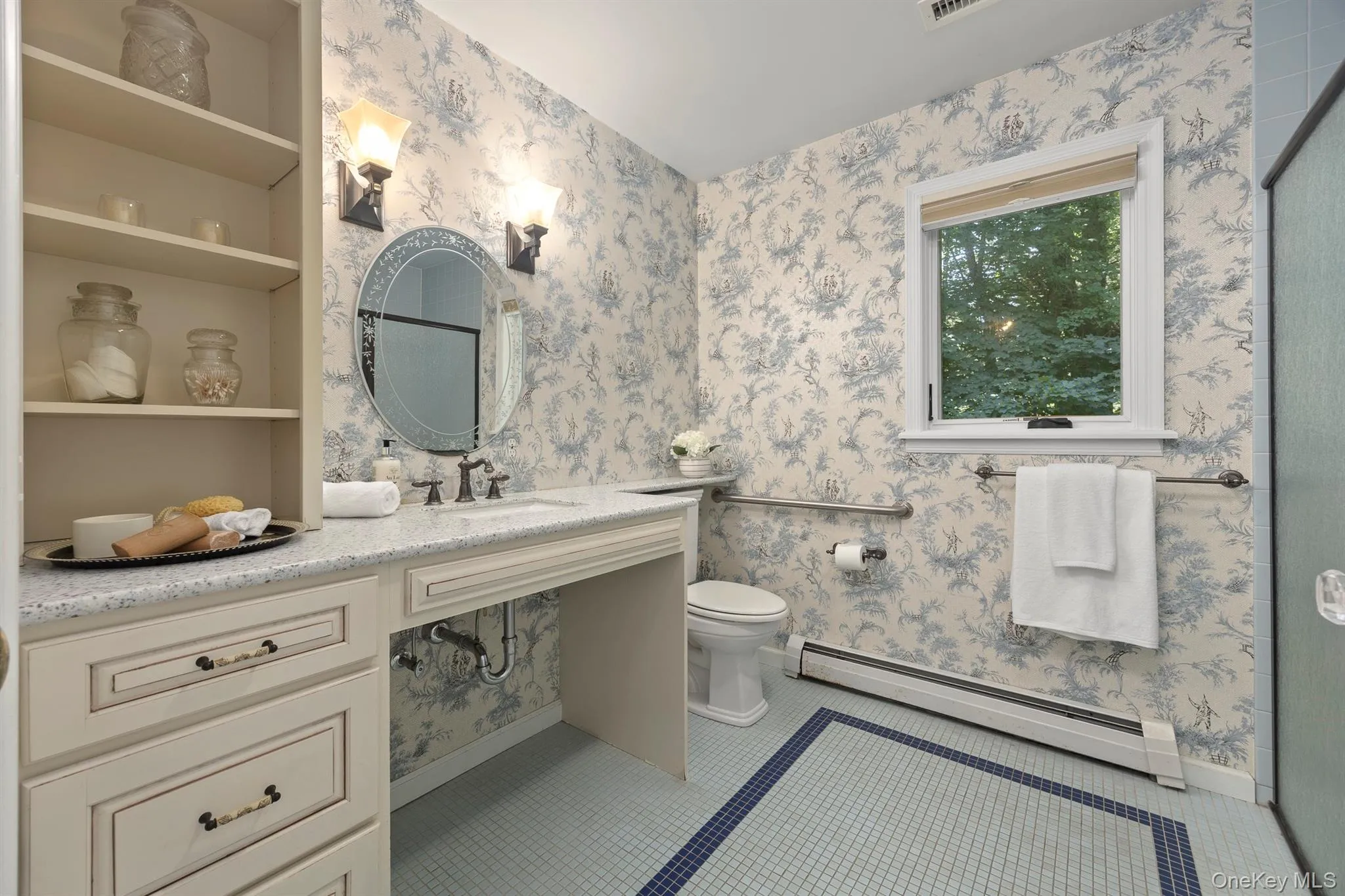 The home offers 3 full bathrooms and 1 half bathroom The home offers 3 full bathrooms and 1 half bathroom