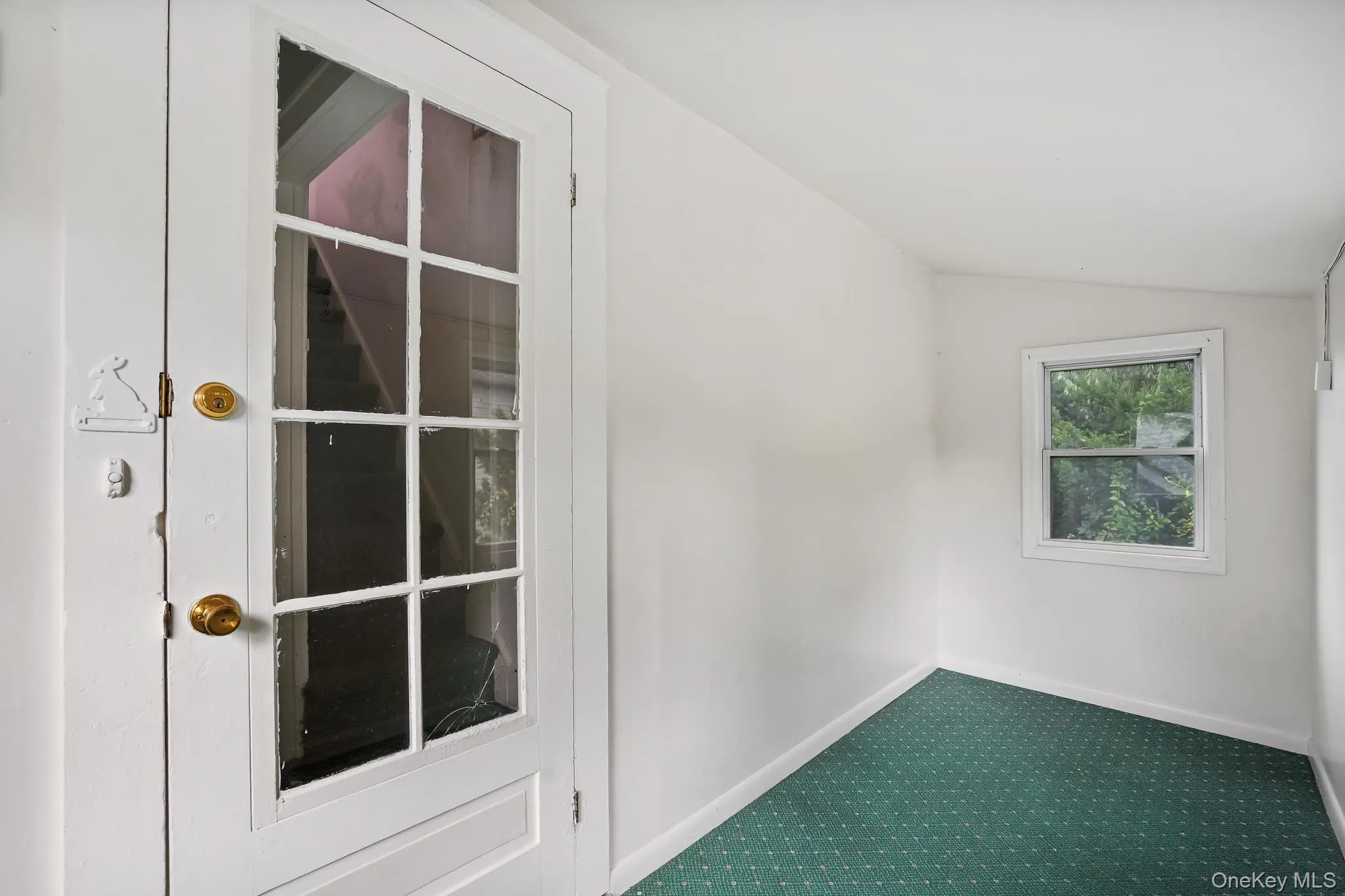 Sun/Mud room on second floor with access to stairs to the back of the house from patio. Sun/Mud room on second floor with access to stairs to the back of the house from patio.