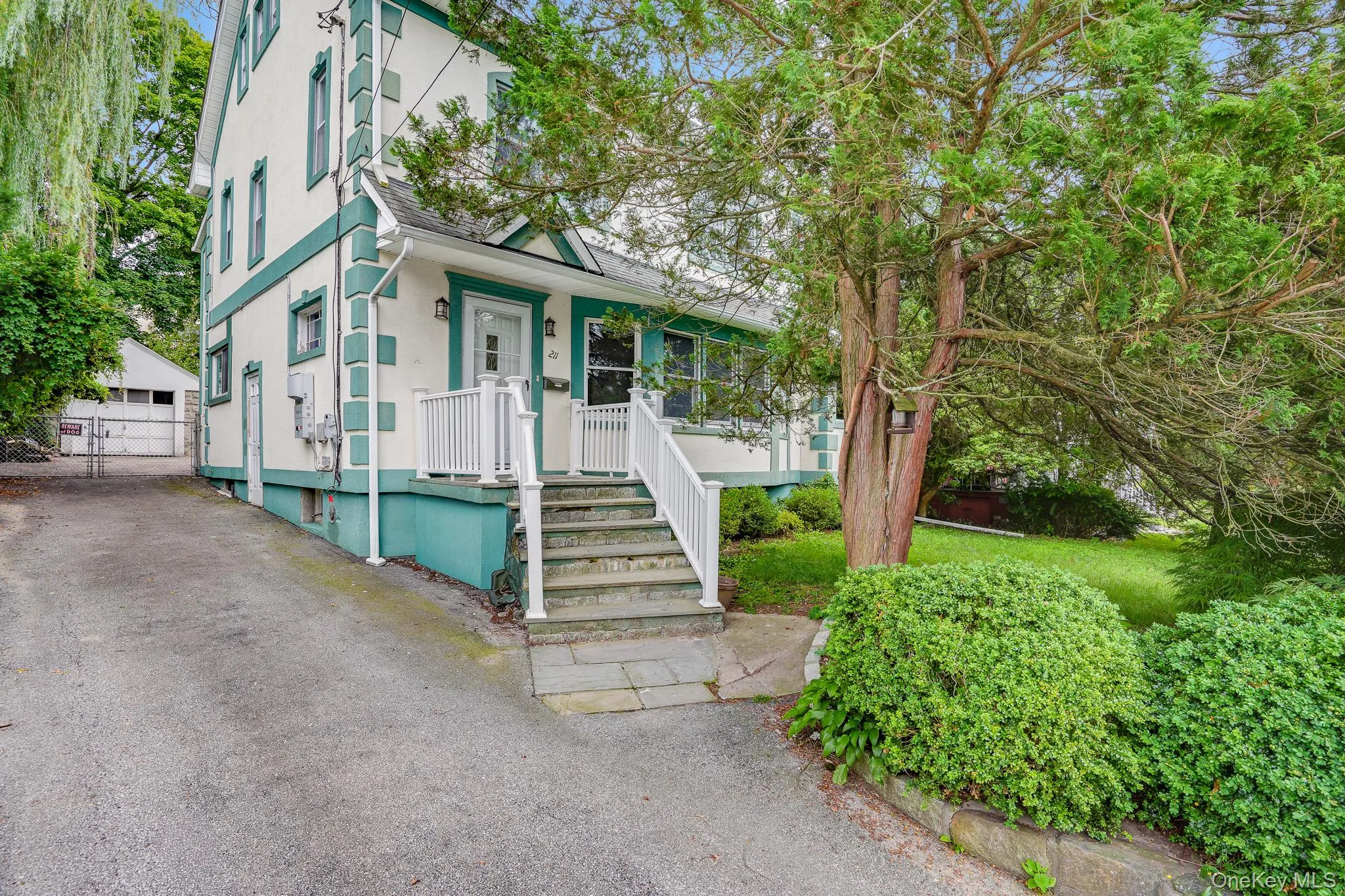 211 Pomeroy Street, Peekskill, NY, 4 Bedrooms Bedrooms, 10 Rooms Rooms,2 BathroomsBathrooms,Residential,For Rent,Pomeroy,0,1025737 211 Pomeroy Street, Peekskill, NY, 4 Bedrooms Bedrooms, 10 Rooms Rooms,2 BathroomsBathrooms,Residential,For Rent,Pomeroy,0,1025737