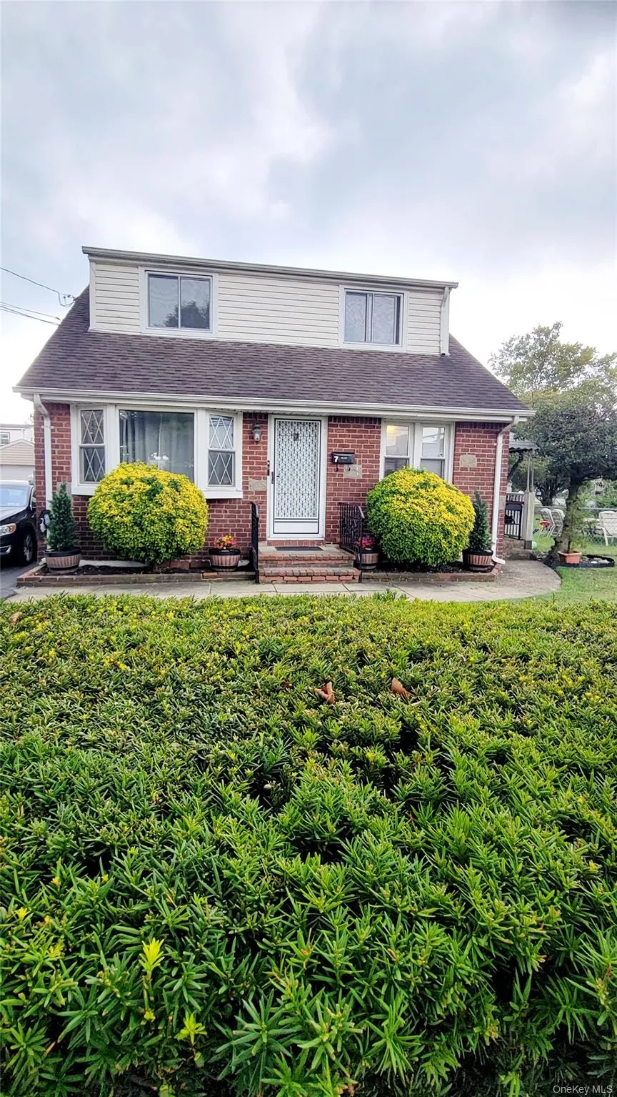 7 Jefferson Avenue, North Hempstead, NY, 2 Bedrooms Bedrooms, 4 Rooms Rooms,1 BathroomBathrooms,Residential Lease,For Rent,Jefferson,0,1025741 7 Jefferson Avenue, North Hempstead, NY, 2 Bedrooms Bedrooms, 4 Rooms Rooms,1 BathroomBathrooms,Residential Lease,For Rent,Jefferson,0,1025741