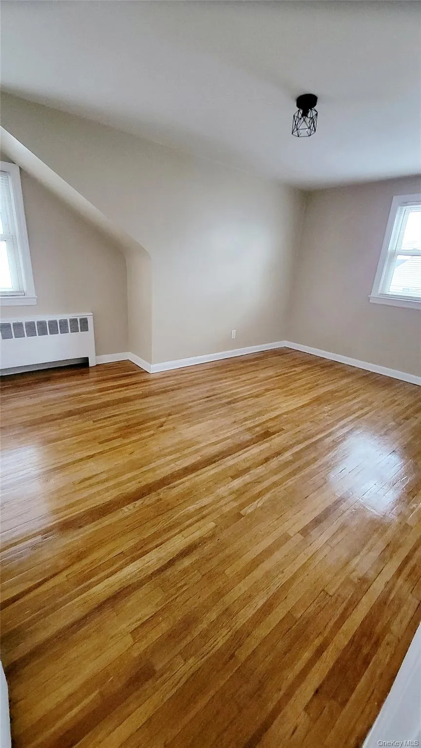 7 Jefferson Avenue, North Hempstead, NY, 2 Bedrooms Bedrooms, 4 Rooms Rooms,1 BathroomBathrooms,Residential Lease,For Rent,Jefferson,0,1025741 7 Jefferson Avenue, North Hempstead, NY, 2 Bedrooms Bedrooms, 4 Rooms Rooms,1 BathroomBathrooms,Residential Lease,For Rent,Jefferson,0,1025741