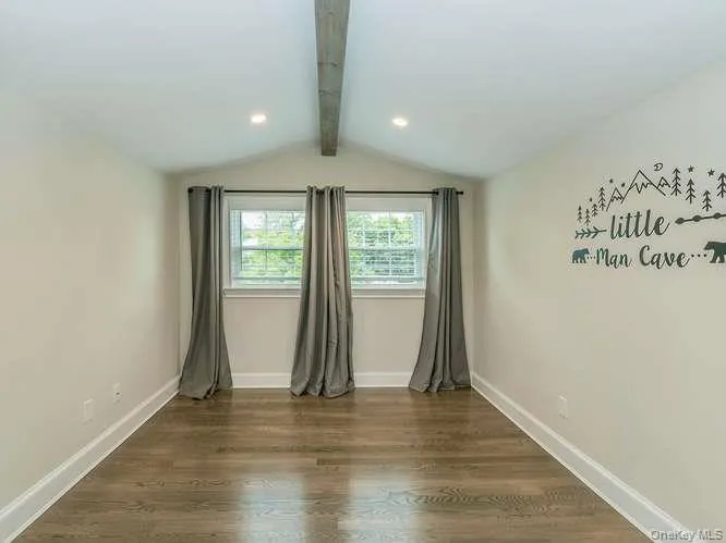 5 Central Avenue, Glen Cove, NY, 4 Bedrooms Bedrooms, 7 Rooms Rooms,2 BathroomsBathrooms,Residential,For Rent,Central,0,1025751 5 Central Avenue, Glen Cove, NY, 4 Bedrooms Bedrooms, 7 Rooms Rooms,2 BathroomsBathrooms,Residential,For Rent,Central,0,1025751