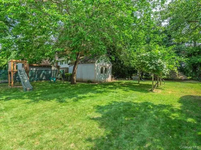 5 Central Avenue, Glen Cove, NY, 4 Bedrooms Bedrooms, 7 Rooms Rooms,2 BathroomsBathrooms,Residential,For Rent,Central,0,1025751 5 Central Avenue, Glen Cove, NY, 4 Bedrooms Bedrooms, 7 Rooms Rooms,2 BathroomsBathrooms,Residential,For Rent,Central,0,1025751