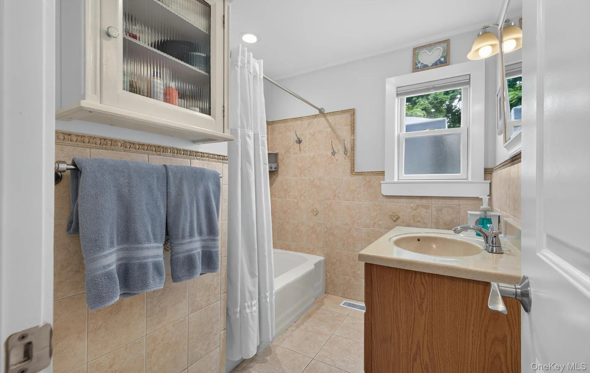 292 Alleghany Avenue, Babylon, NY, 5 Bedrooms Bedrooms, 8 Rooms Rooms,3 BathroomsBathrooms,Residential,For Rent,Alleghany,0,1025758 292 Alleghany Avenue, Babylon, NY, 5 Bedrooms Bedrooms, 8 Rooms Rooms,3 BathroomsBathrooms,Residential,For Rent,Alleghany,0,1025758