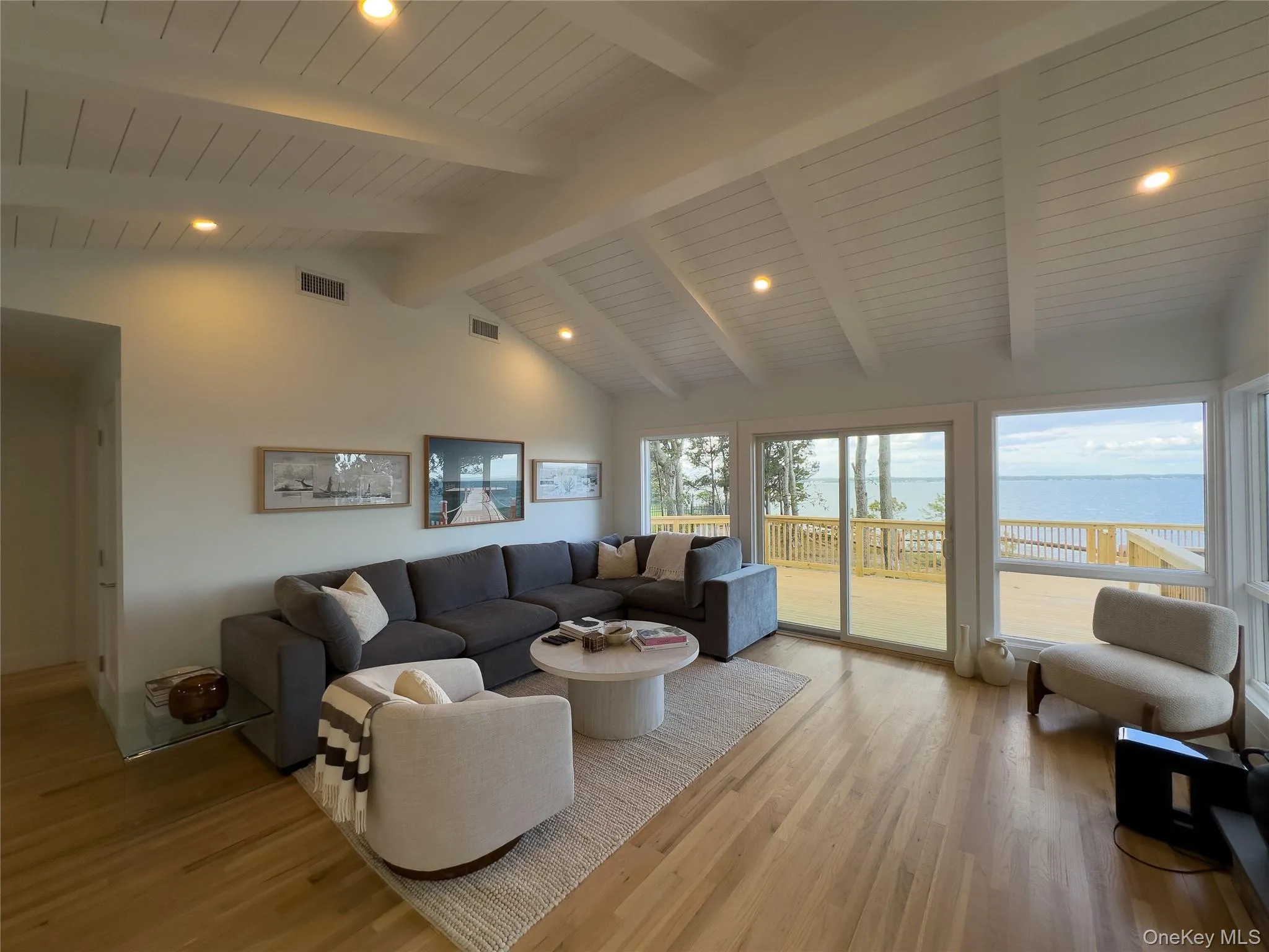 46 Red Cedar Point Road, Southampton, NY, 2 Bedrooms Bedrooms, 5 Rooms Rooms,1 BathroomBathrooms,Residential,For Rent,Red Cedar Point,0,1025760 46 Red Cedar Point Road, Southampton, NY, 2 Bedrooms Bedrooms, 5 Rooms Rooms,1 BathroomBathrooms,Residential,For Rent,Red Cedar Point,0,1025760