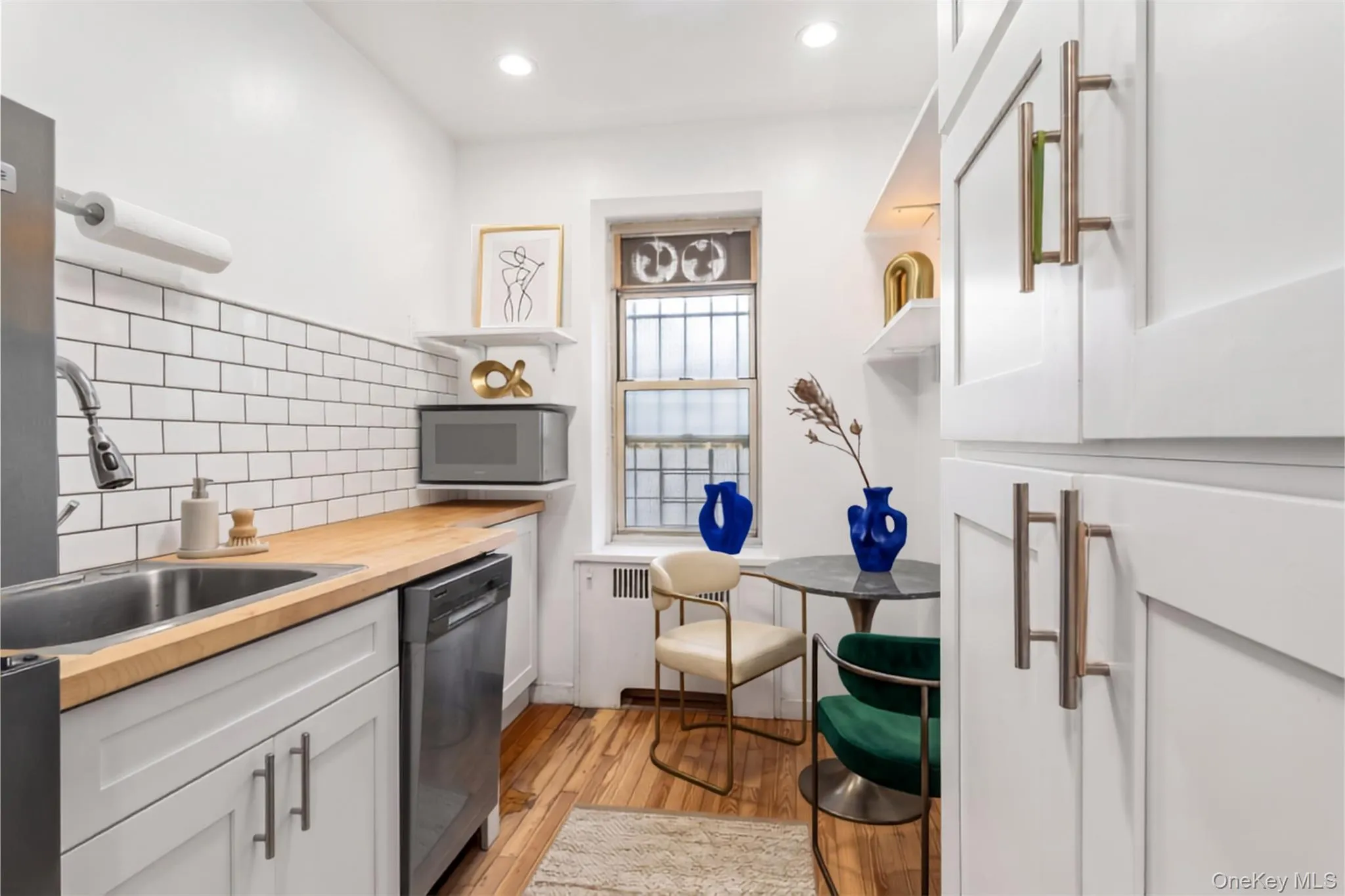 75 Bank Street, New York, NY, 1 Room Rooms,1 BathroomBathrooms,Residential,For Rent,Bank,0,1025765 75 Bank Street, New York, NY, 1 Room Rooms,1 BathroomBathrooms,Residential,For Rent,Bank,0,1025765