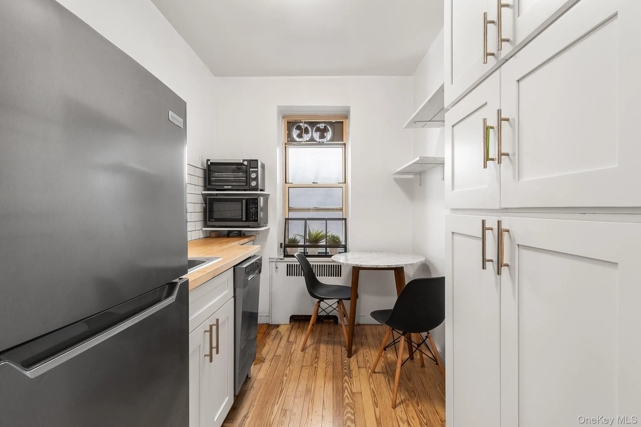 75 Bank Street, New York, NY, 1 Room Rooms,1 BathroomBathrooms,Residential,For Rent,Bank,0,1025765 75 Bank Street, New York, NY, 1 Room Rooms,1 BathroomBathrooms,Residential,For Rent,Bank,0,1025765