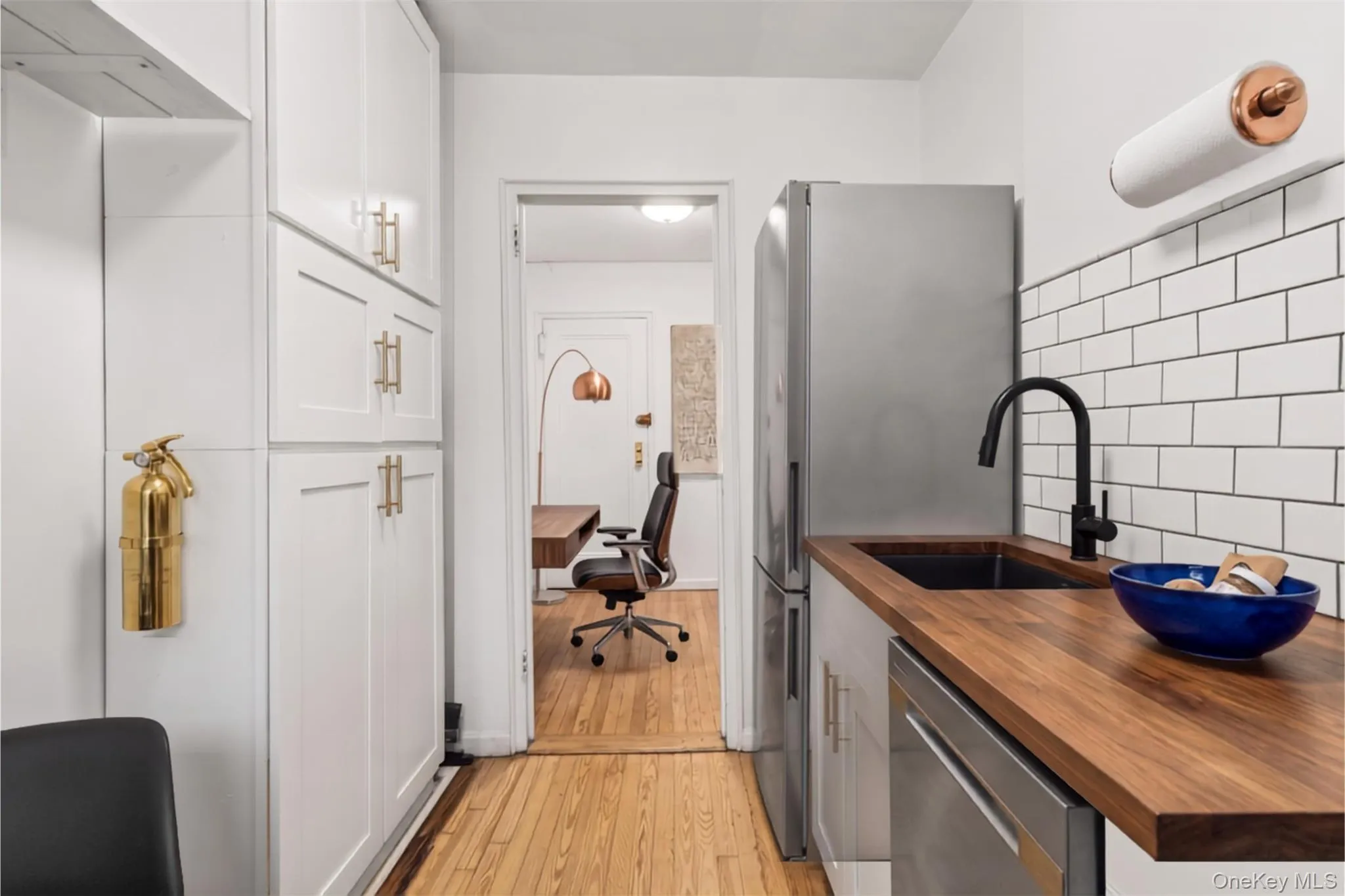 75 Bank Street, New York, NY, 1 Room Rooms,1 BathroomBathrooms,Residential,For Rent,Bank,0,1025765 75 Bank Street, New York, NY, 1 Room Rooms,1 BathroomBathrooms,Residential,For Rent,Bank,0,1025765