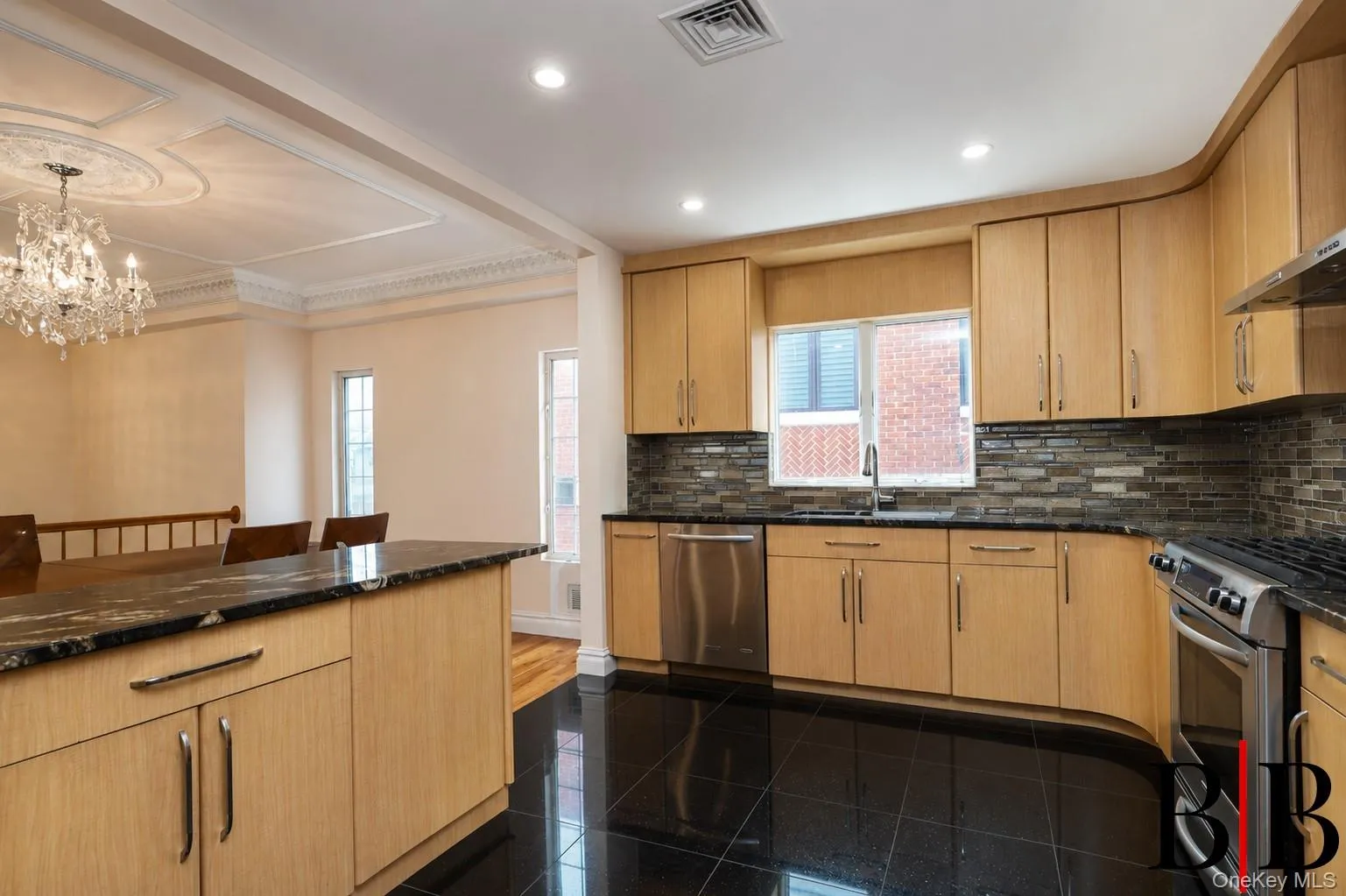 2655 National Drive, New York, NY, 5 Bedrooms Bedrooms, 9 Rooms Rooms,4 BathroomsBathrooms,Residential,For Rent,National,0,1025769 2655 National Drive, New York, NY, 5 Bedrooms Bedrooms, 9 Rooms Rooms,4 BathroomsBathrooms,Residential,For Rent,National,0,1025769