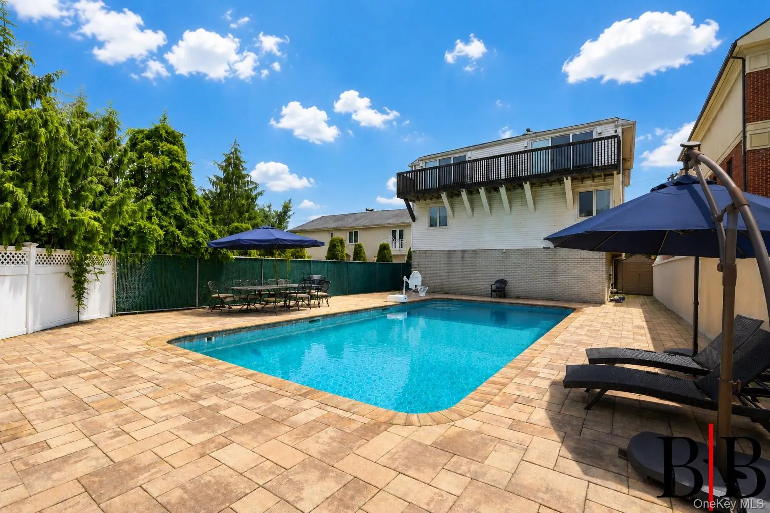 2655 National Drive, New York, NY, 5 Bedrooms Bedrooms, 9 Rooms Rooms,4 BathroomsBathrooms,Residential,For Rent,National,0,1025769 2655 National Drive, New York, NY, 5 Bedrooms Bedrooms, 9 Rooms Rooms,4 BathroomsBathrooms,Residential,For Rent,National,0,1025769