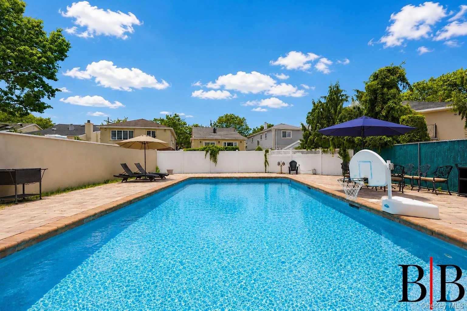 2655 National Drive, New York, NY, 5 Bedrooms Bedrooms, 9 Rooms Rooms,4 BathroomsBathrooms,Residential,For Rent,National,0,1025769 2655 National Drive, New York, NY, 5 Bedrooms Bedrooms, 9 Rooms Rooms,4 BathroomsBathrooms,Residential,For Rent,National,0,1025769