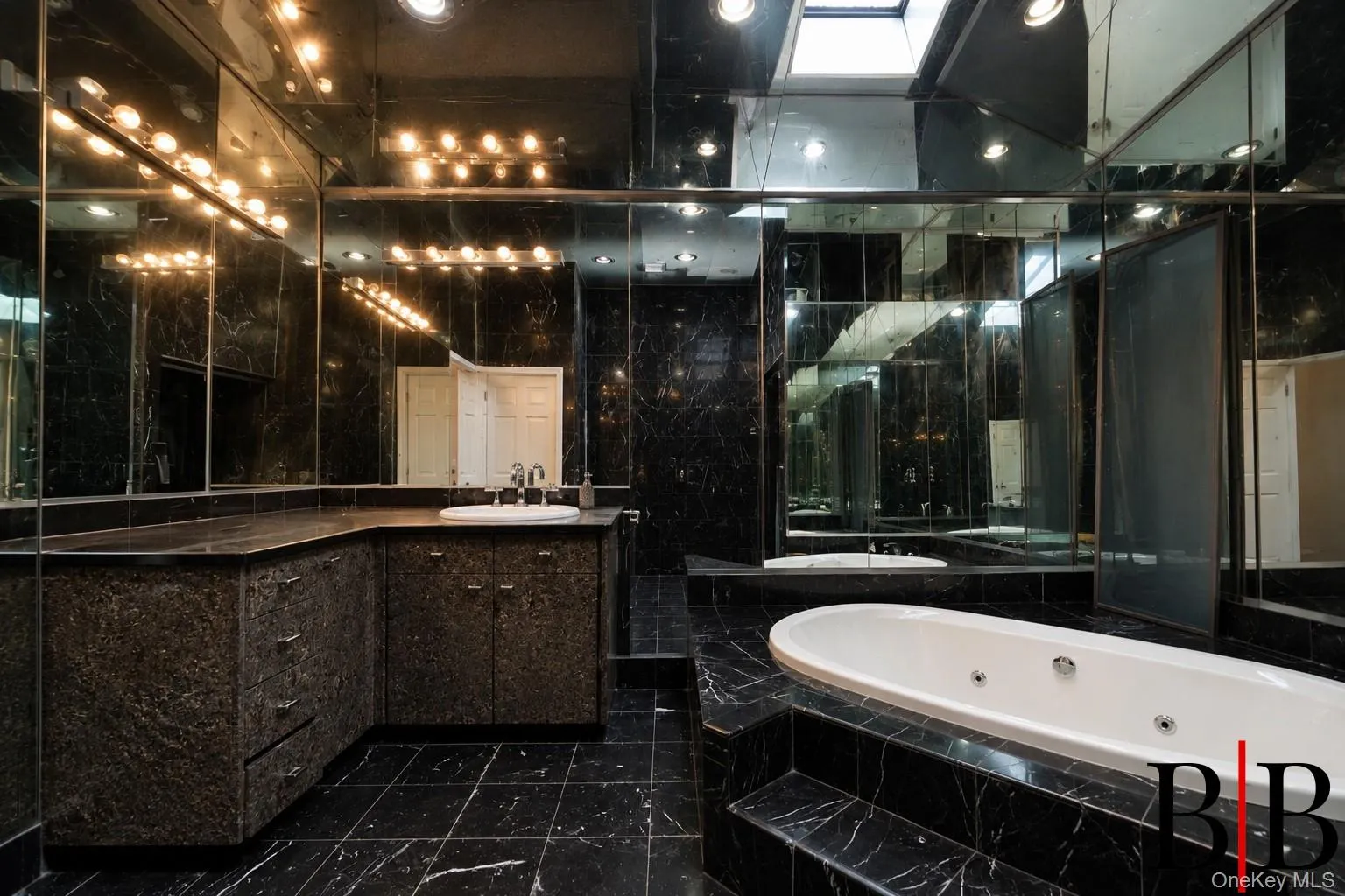 2655 National Drive, New York, NY, 5 Bedrooms Bedrooms, 9 Rooms Rooms,4 BathroomsBathrooms,Residential,For Rent,National,0,1025769 2655 National Drive, New York, NY, 5 Bedrooms Bedrooms, 9 Rooms Rooms,4 BathroomsBathrooms,Residential,For Rent,National,0,1025769