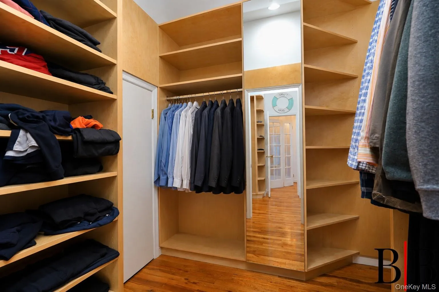 2655 National Drive, New York, NY, 5 Bedrooms Bedrooms, 9 Rooms Rooms,4 BathroomsBathrooms,Residential,For Rent,National,0,1025769 2655 National Drive, New York, NY, 5 Bedrooms Bedrooms, 9 Rooms Rooms,4 BathroomsBathrooms,Residential,For Rent,National,0,1025769