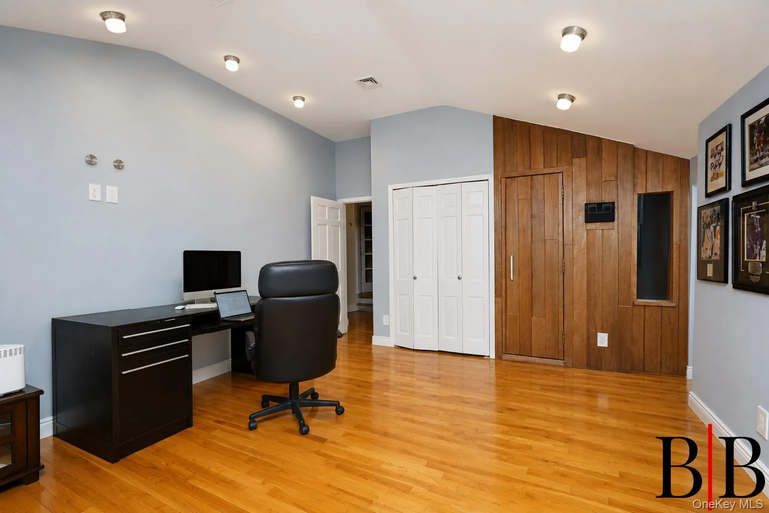 2655 National Drive, New York, NY, 5 Bedrooms Bedrooms, 9 Rooms Rooms,4 BathroomsBathrooms,Residential,For Rent,National,0,1025769 2655 National Drive, New York, NY, 5 Bedrooms Bedrooms, 9 Rooms Rooms,4 BathroomsBathrooms,Residential,For Rent,National,0,1025769