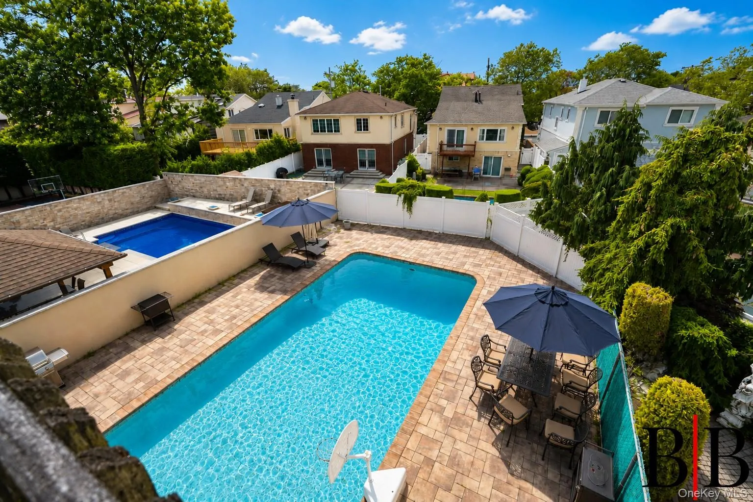2655 National Drive, New York, NY, 5 Bedrooms Bedrooms, 9 Rooms Rooms,4 BathroomsBathrooms,Residential,For Rent,National,0,1025769 2655 National Drive, New York, NY, 5 Bedrooms Bedrooms, 9 Rooms Rooms,4 BathroomsBathrooms,Residential,For Rent,National,0,1025769