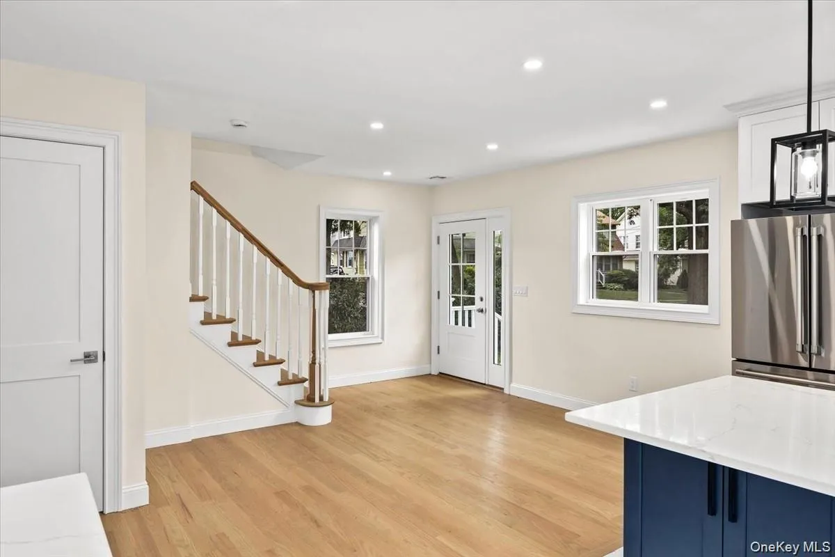 78 Ontario Road, North Hempstead, NY, 4 Bedrooms Bedrooms, 12 Rooms Rooms,3 BathroomsBathrooms,Residential,For Rent,Ontario,0,1025777 78 Ontario Road, North Hempstead, NY, 4 Bedrooms Bedrooms, 12 Rooms Rooms,3 BathroomsBathrooms,Residential,For Rent,Ontario,0,1025777