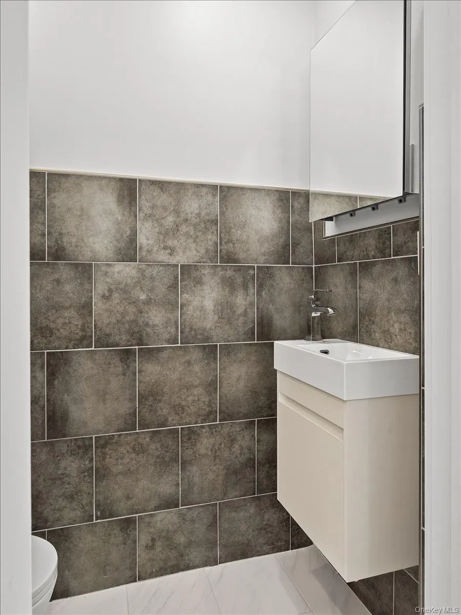 1/2 bath on main floor 1/2 bath on main floor