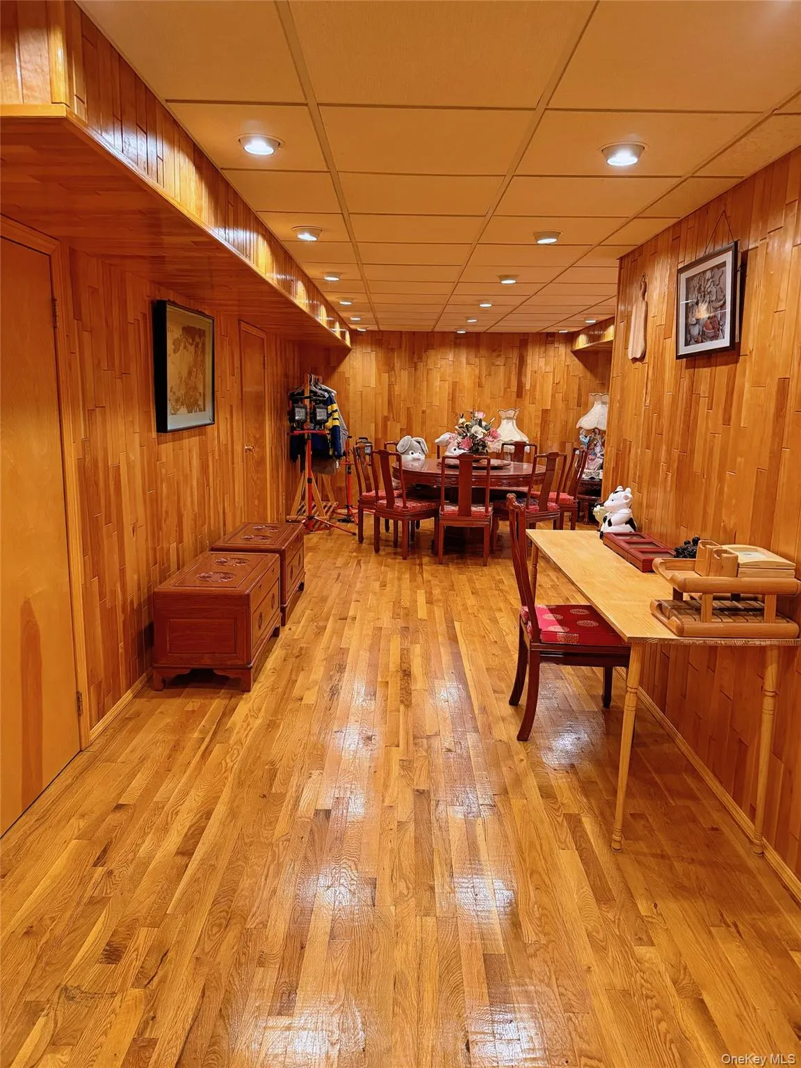 6 Jamor Court, Smithtown, NY, 5 Bedrooms Bedrooms, 9 Rooms Rooms,3 BathroomsBathrooms,Residential,For Rent,Jamor,0,1025780 6 Jamor Court, Smithtown, NY, 5 Bedrooms Bedrooms, 9 Rooms Rooms,3 BathroomsBathrooms,Residential,For Rent,Jamor,0,1025780