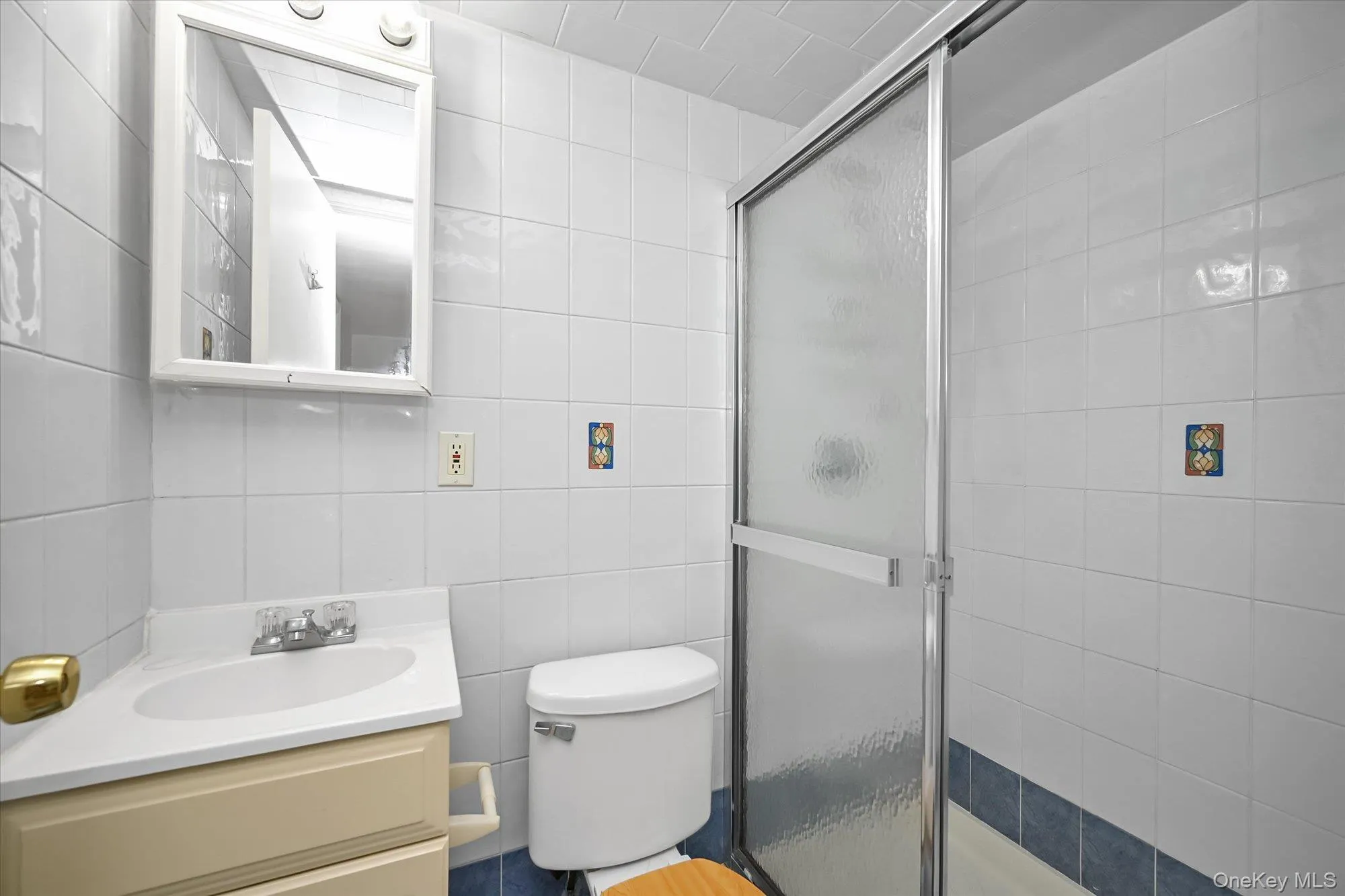 9964 65th Avenue, New York, NY, 3 Bedrooms Bedrooms, 9 Rooms Rooms,2 BathroomsBathrooms,Residential Lease,For Rent,65th,0,1025781 9964 65th Avenue, New York, NY, 3 Bedrooms Bedrooms, 9 Rooms Rooms,2 BathroomsBathrooms,Residential Lease,For Rent,65th,0,1025781