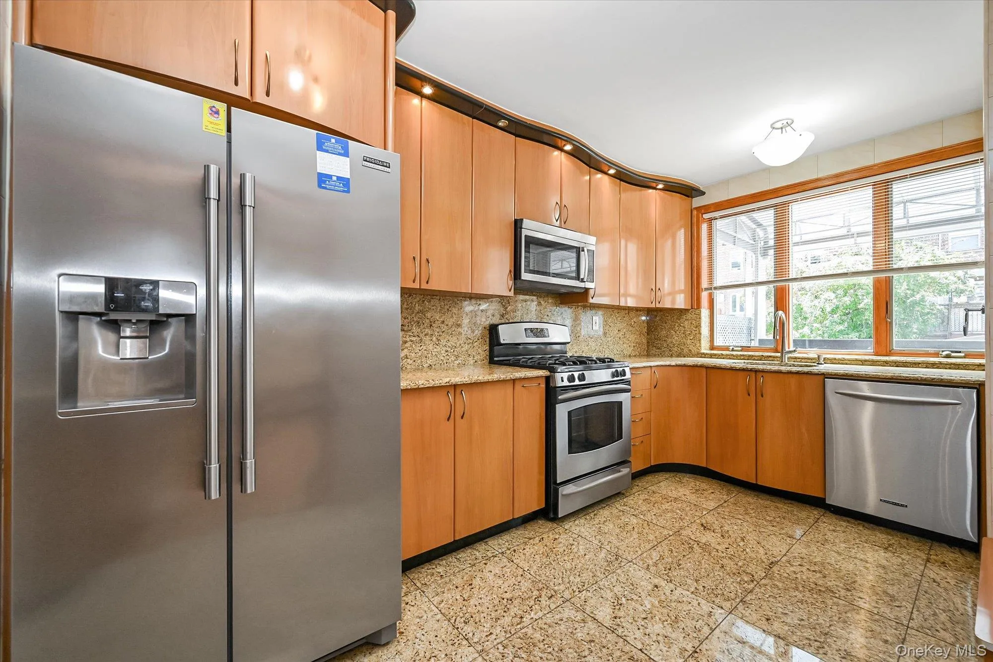 9964 65th Avenue, New York, NY, 3 Bedrooms Bedrooms, 9 Rooms Rooms,2 BathroomsBathrooms,Residential Lease,For Rent,65th,0,1025781 9964 65th Avenue, New York, NY, 3 Bedrooms Bedrooms, 9 Rooms Rooms,2 BathroomsBathrooms,Residential Lease,For Rent,65th,0,1025781