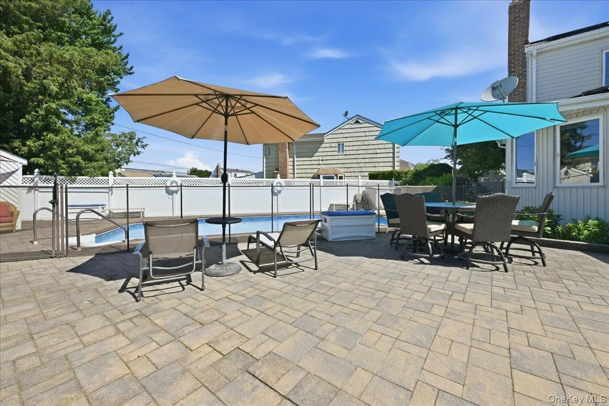 117 Melanie Drive, Hempstead, NY, 5 Bedrooms Bedrooms, 9 Rooms Rooms,3 BathroomsBathrooms,Residential,For Rent,Melanie,0,1025789 117 Melanie Drive, Hempstead, NY, 5 Bedrooms Bedrooms, 9 Rooms Rooms,3 BathroomsBathrooms,Residential,For Rent,Melanie,0,1025789