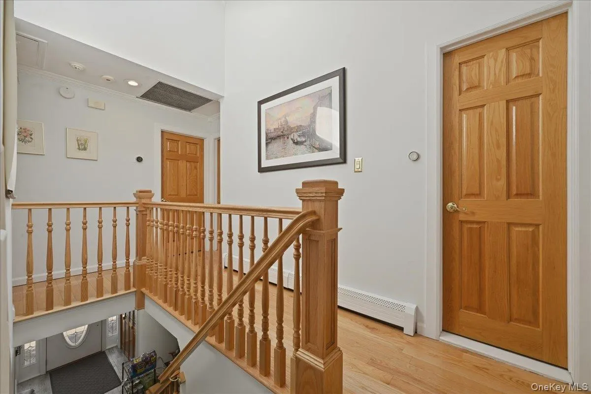 117 Melanie Drive, Hempstead, NY, 5 Bedrooms Bedrooms, 9 Rooms Rooms,3 BathroomsBathrooms,Residential,For Rent,Melanie,0,1025789 117 Melanie Drive, Hempstead, NY, 5 Bedrooms Bedrooms, 9 Rooms Rooms,3 BathroomsBathrooms,Residential,For Rent,Melanie,0,1025789