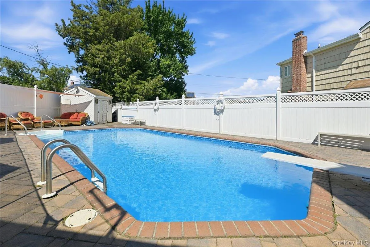 117 Melanie Drive, Hempstead, NY, 5 Bedrooms Bedrooms, 9 Rooms Rooms,3 BathroomsBathrooms,Residential,For Rent,Melanie,0,1025789 117 Melanie Drive, Hempstead, NY, 5 Bedrooms Bedrooms, 9 Rooms Rooms,3 BathroomsBathrooms,Residential,For Rent,Melanie,0,1025789