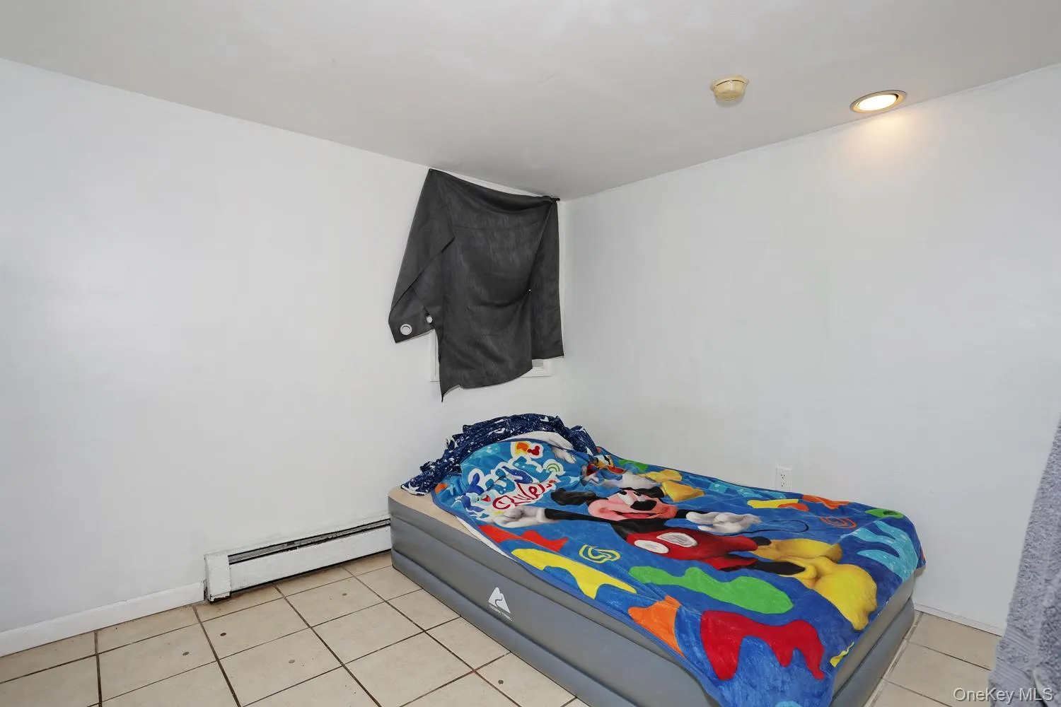 18 Orchard Street, Ramapo, NY, 5 Bedrooms Bedrooms, 9 Rooms Rooms,2 BathroomsBathrooms,Residential,For Rent,Orchard,0,1025790 18 Orchard Street, Ramapo, NY, 5 Bedrooms Bedrooms, 9 Rooms Rooms,2 BathroomsBathrooms,Residential,For Rent,Orchard,0,1025790