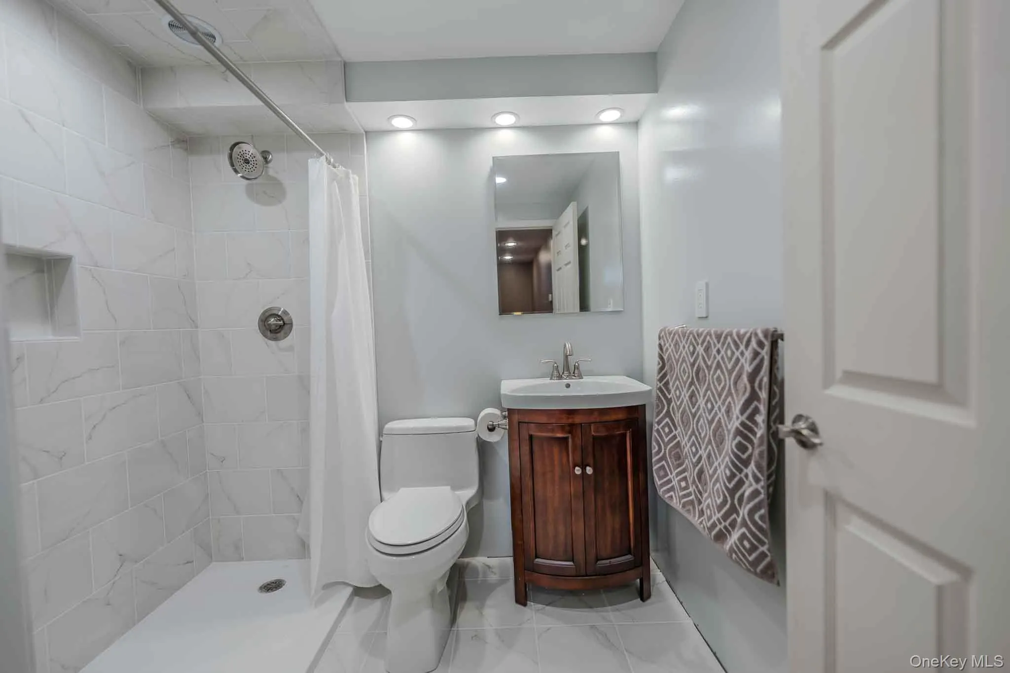 118 Fairmont Avenue, Brookhaven, NY, 4 Bedrooms Bedrooms, 10 Rooms Rooms,3 BathroomsBathrooms,Residential,For Rent,Fairmont,0,1025792 118 Fairmont Avenue, Brookhaven, NY, 4 Bedrooms Bedrooms, 10 Rooms Rooms,3 BathroomsBathrooms,Residential,For Rent,Fairmont,0,1025792