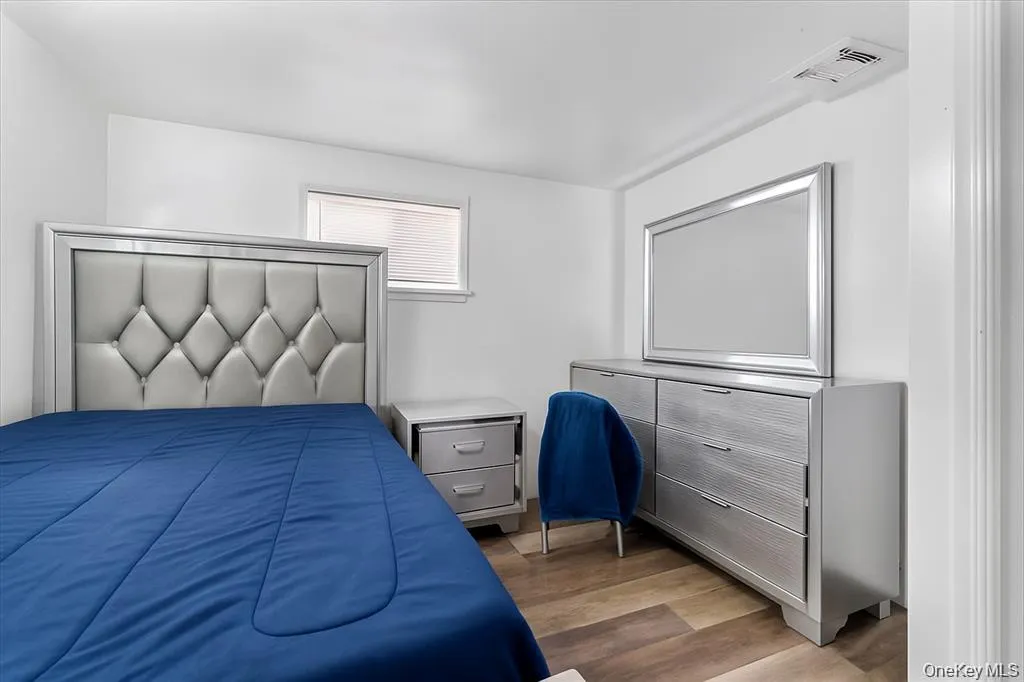 22 Hudson Place, Hempstead, NY, 6 Bedrooms Bedrooms, 8 Rooms Rooms,2 BathroomsBathrooms,Residential Lease,For Rent,Hudson,0,1025793 22 Hudson Place, Hempstead, NY, 6 Bedrooms Bedrooms, 8 Rooms Rooms,2 BathroomsBathrooms,Residential Lease,For Rent,Hudson,0,1025793