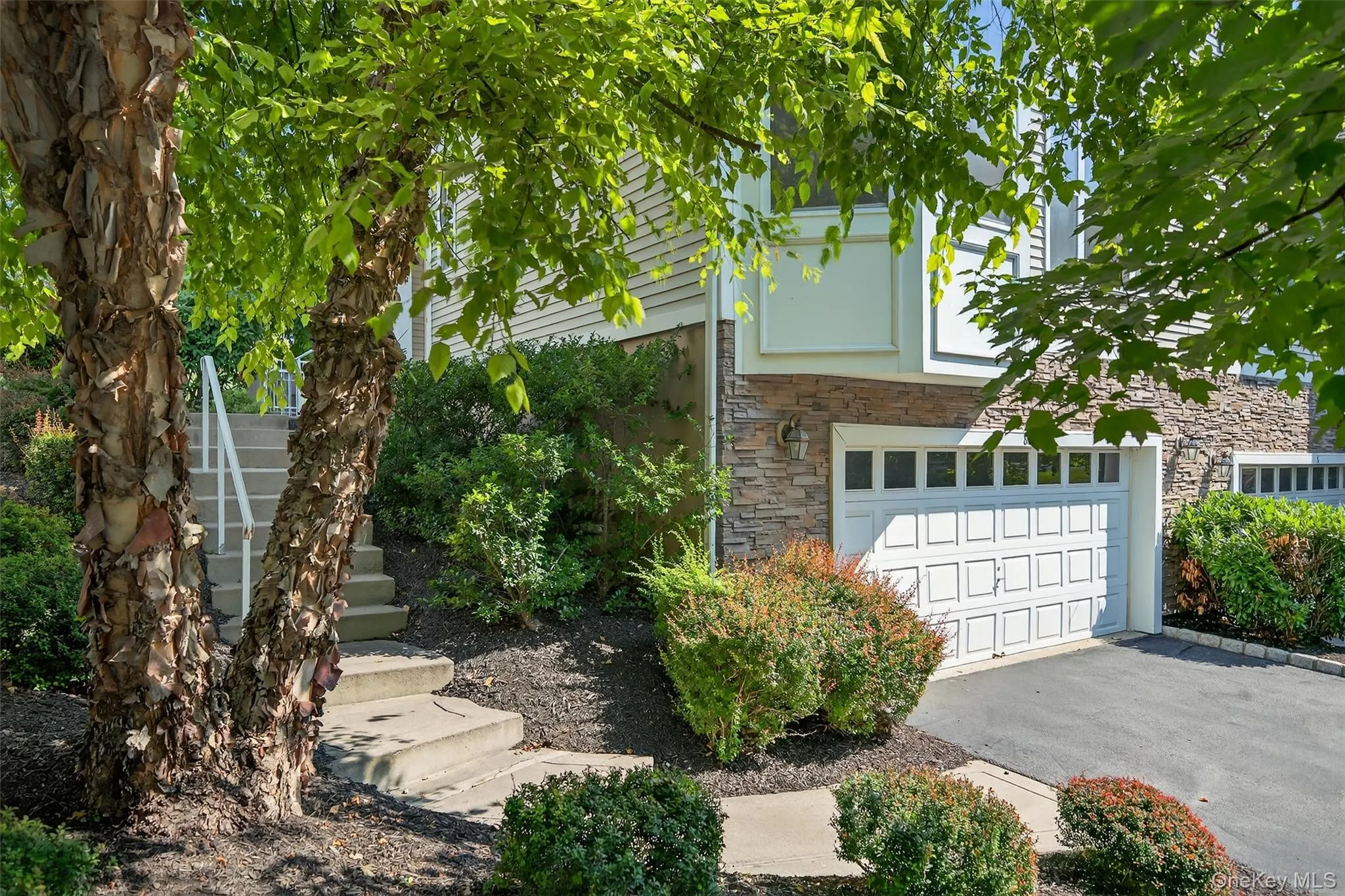 8 Green Court, Middletown, NY, 3 Bedrooms Bedrooms, 9 Rooms Rooms,2 BathroomsBathrooms,Residential,For Rent,Green,0,1025794 8 Green Court, Middletown, NY, 3 Bedrooms Bedrooms, 9 Rooms Rooms,2 BathroomsBathrooms,Residential,For Rent,Green,0,1025794
