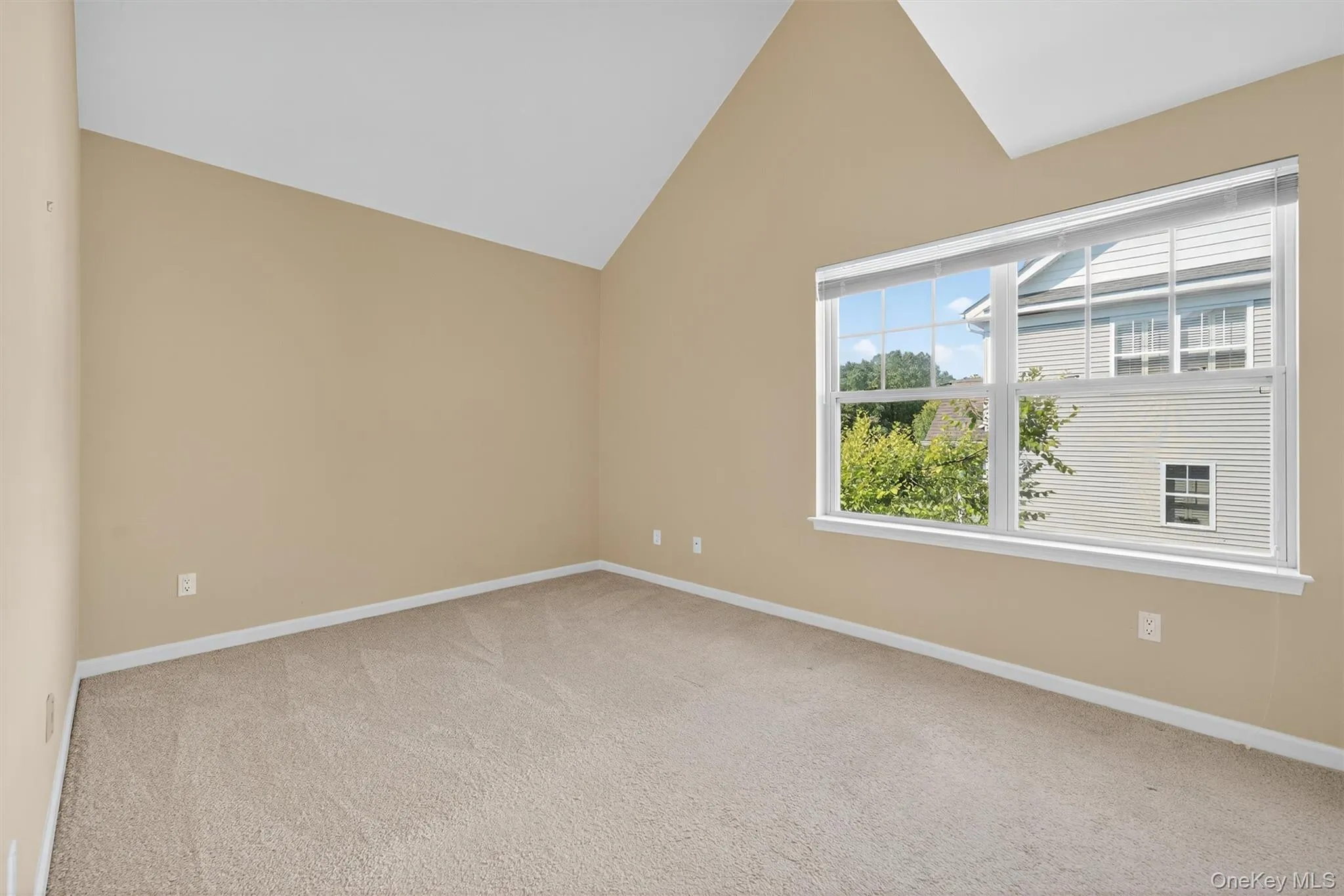 8 Green Court, Middletown, NY, 3 Bedrooms Bedrooms, 9 Rooms Rooms,2 BathroomsBathrooms,Residential,For Rent,Green,0,1025794 8 Green Court, Middletown, NY, 3 Bedrooms Bedrooms, 9 Rooms Rooms,2 BathroomsBathrooms,Residential,For Rent,Green,0,1025794