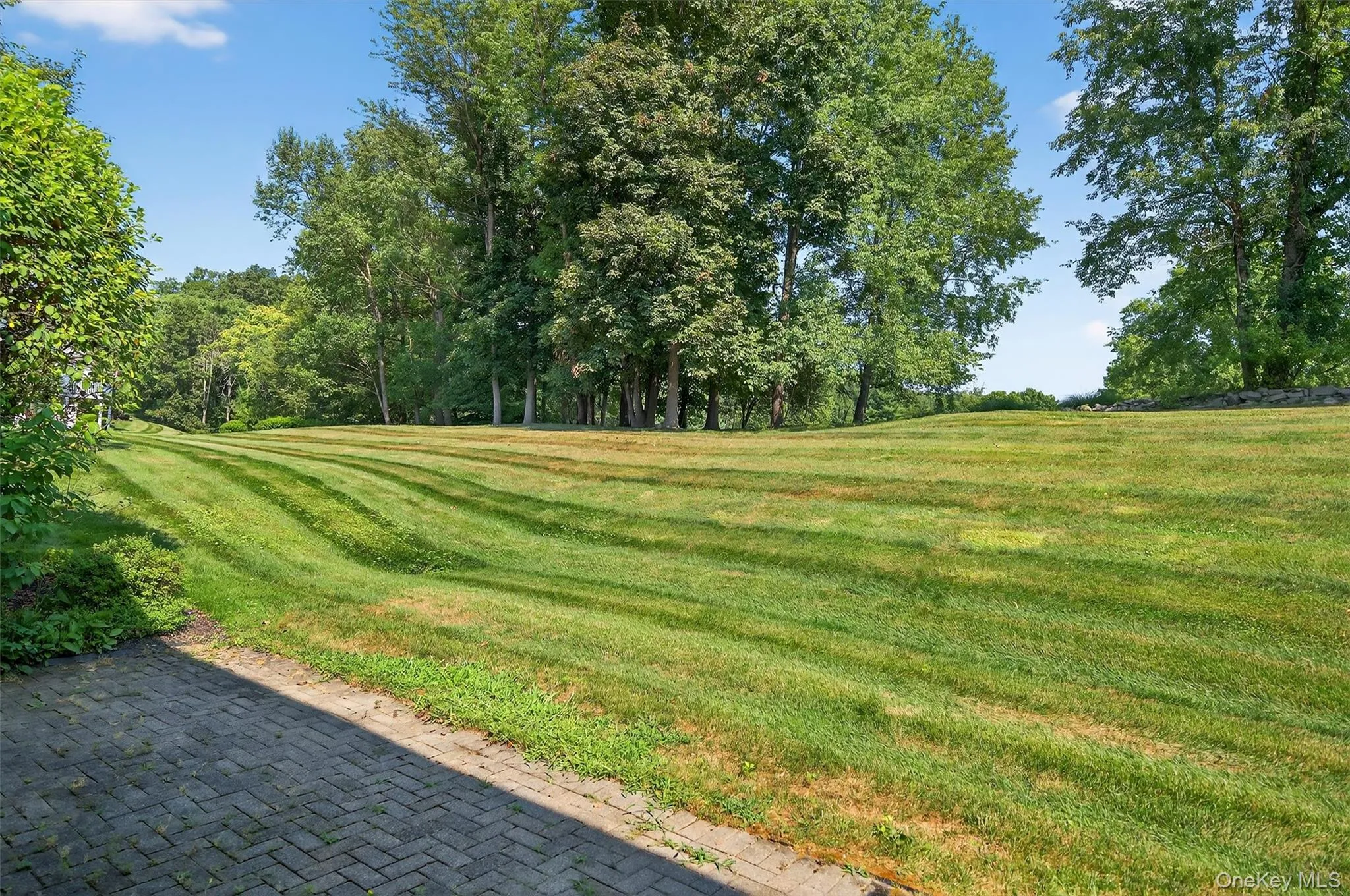 8 Green Court, Middletown, NY, 3 Bedrooms Bedrooms, 9 Rooms Rooms,2 BathroomsBathrooms,Residential,For Rent,Green,0,1025794 8 Green Court, Middletown, NY, 3 Bedrooms Bedrooms, 9 Rooms Rooms,2 BathroomsBathrooms,Residential,For Rent,Green,0,1025794